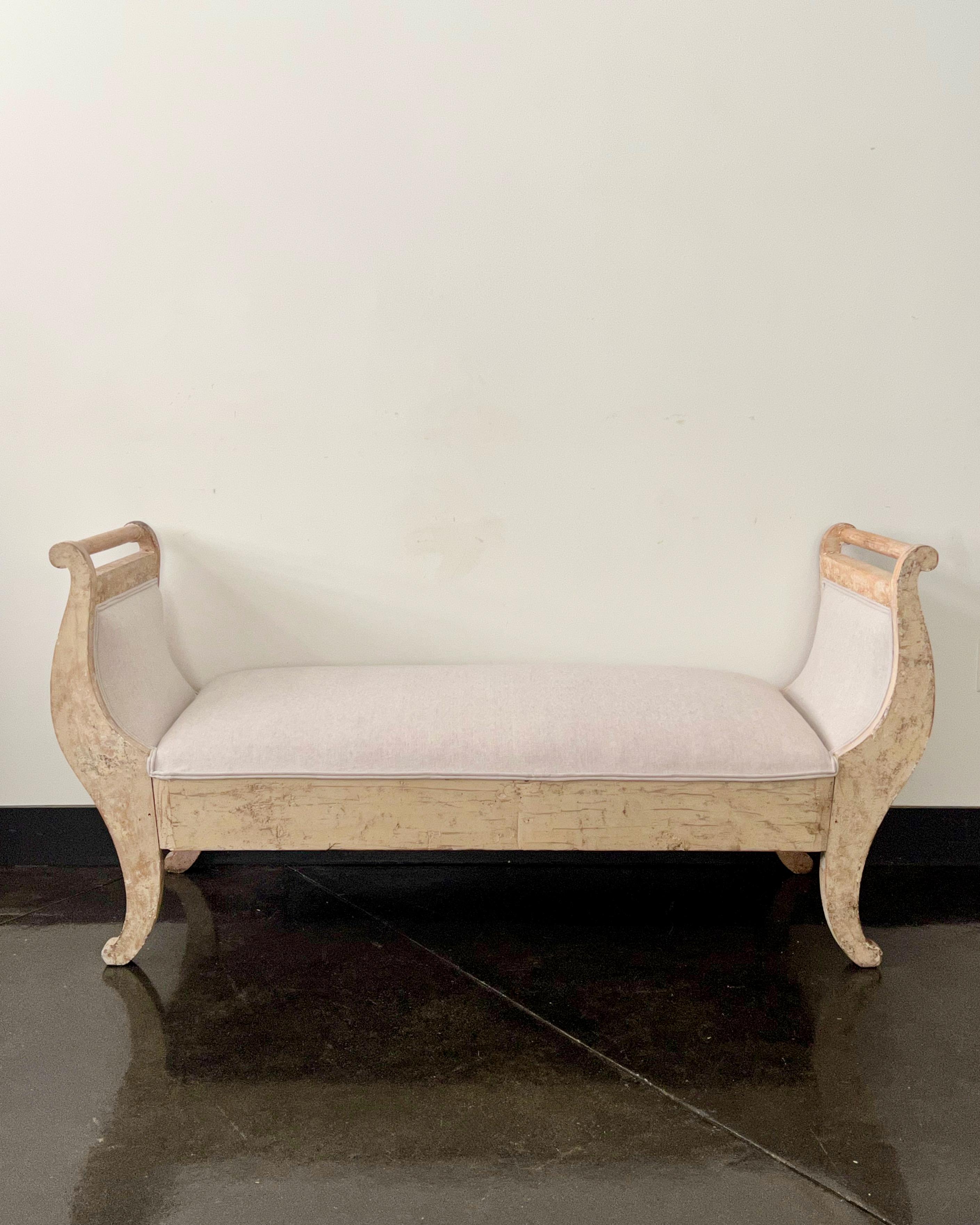 19th Century, Swedish Daybed / Settee In Good Condition In Charleston, SC