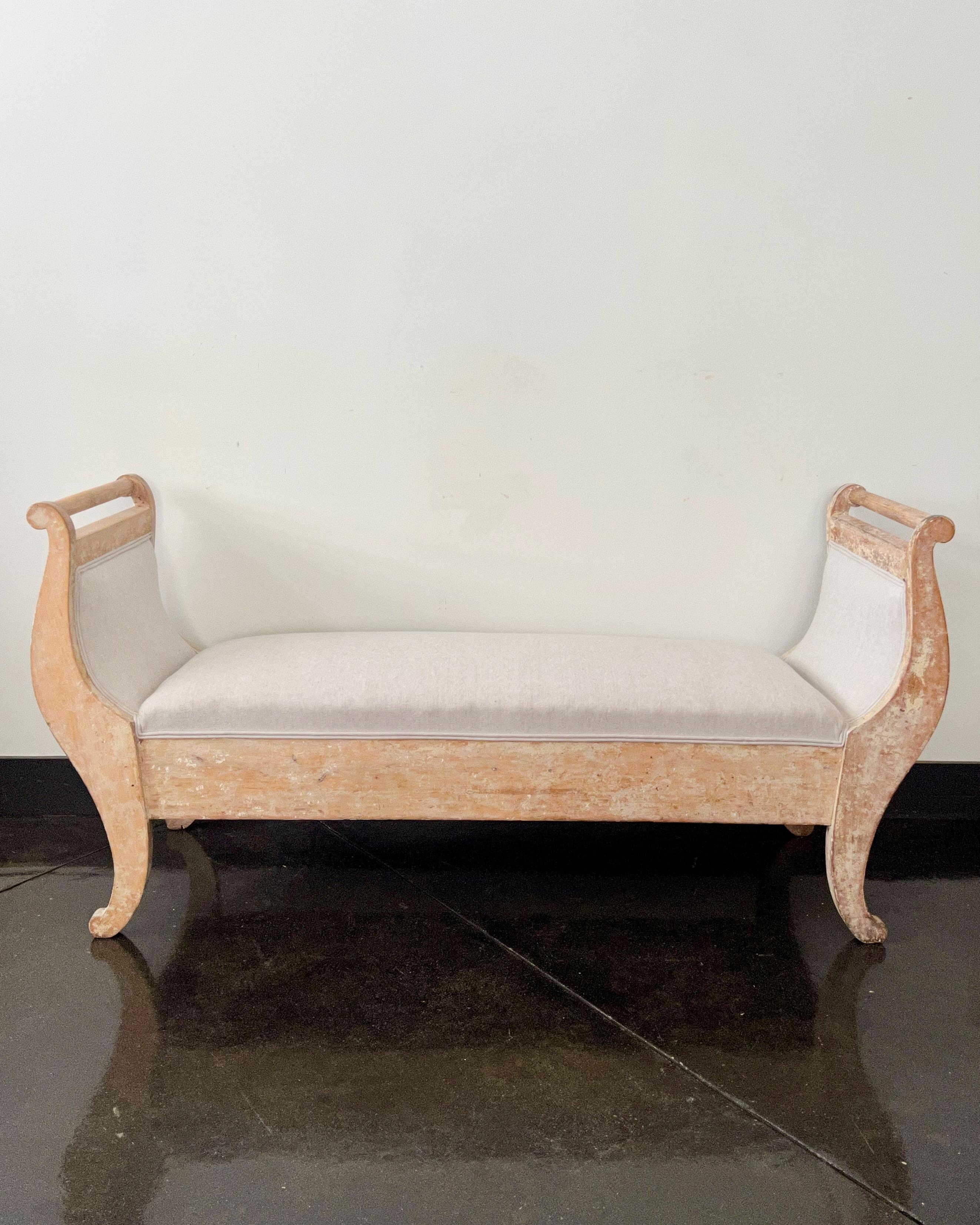 Linen 19th Century, Swedish Daybed / Settee