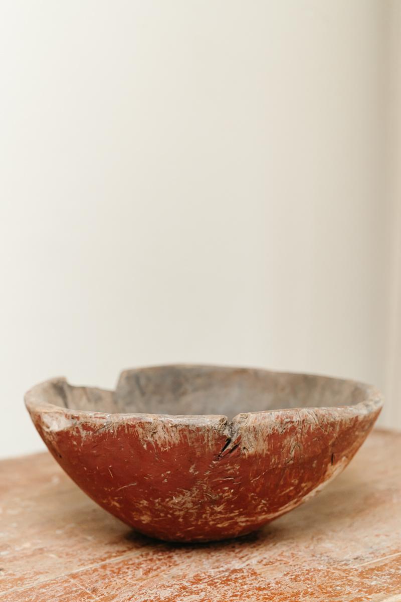 19th Century Swedish Dugout Bowl In Good Condition For Sale In Brecht, BE