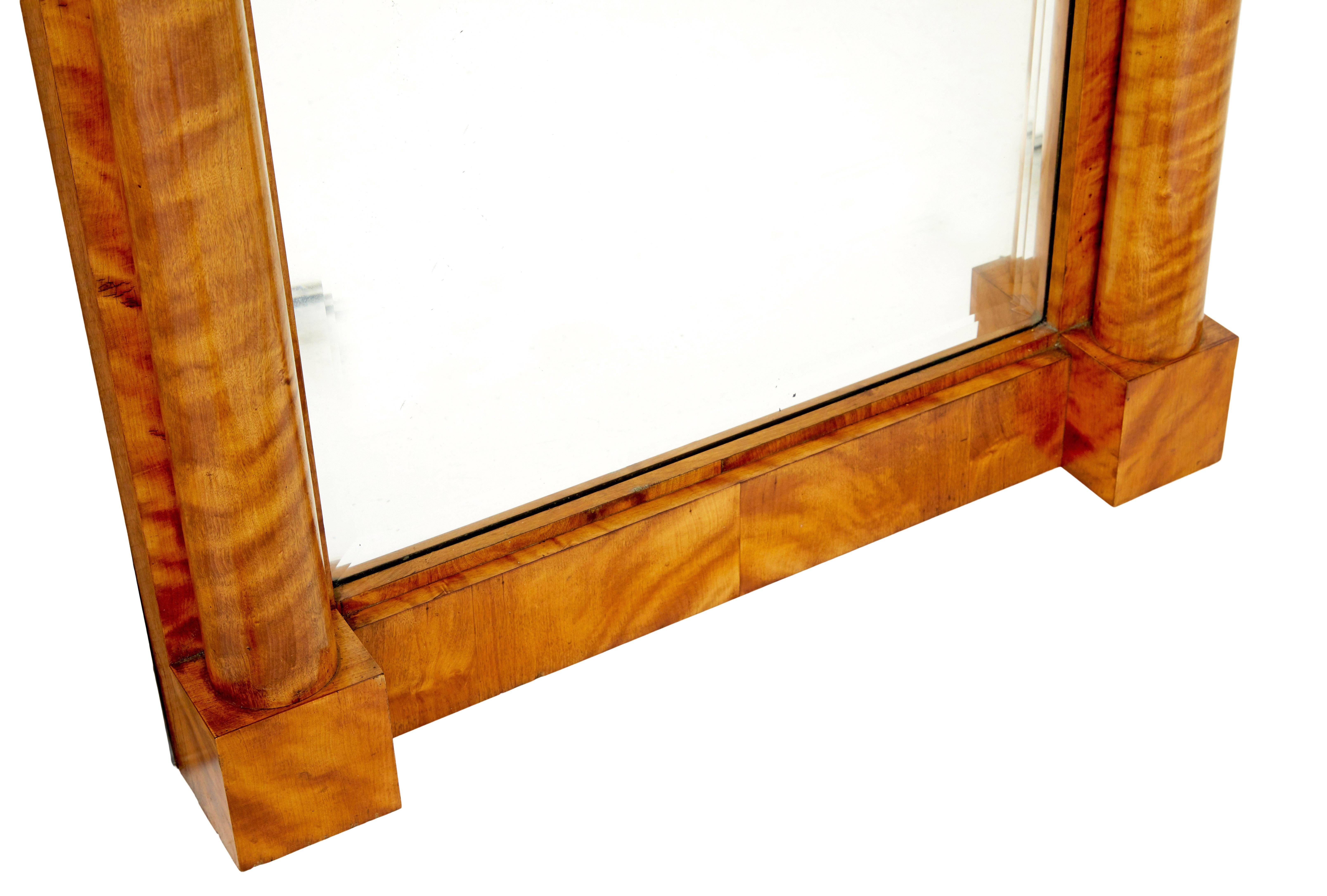 19th century Swedish empire revival birch pier mirror (Handgeschnitzt) im Angebot