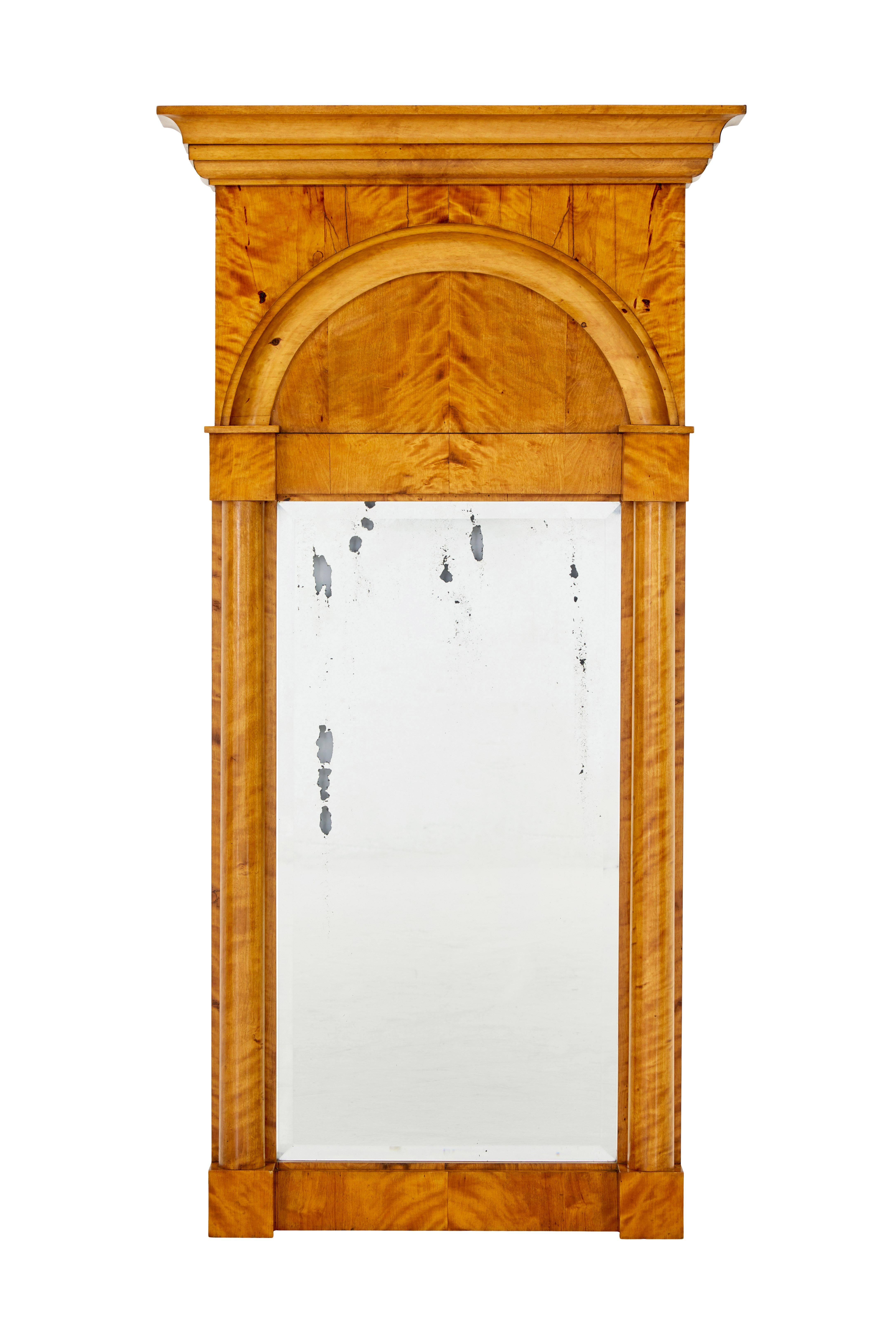 19th century Swedish empire revival birch pier mirror im Zustand „Gut“ im Angebot in Debenham, Suffolk
