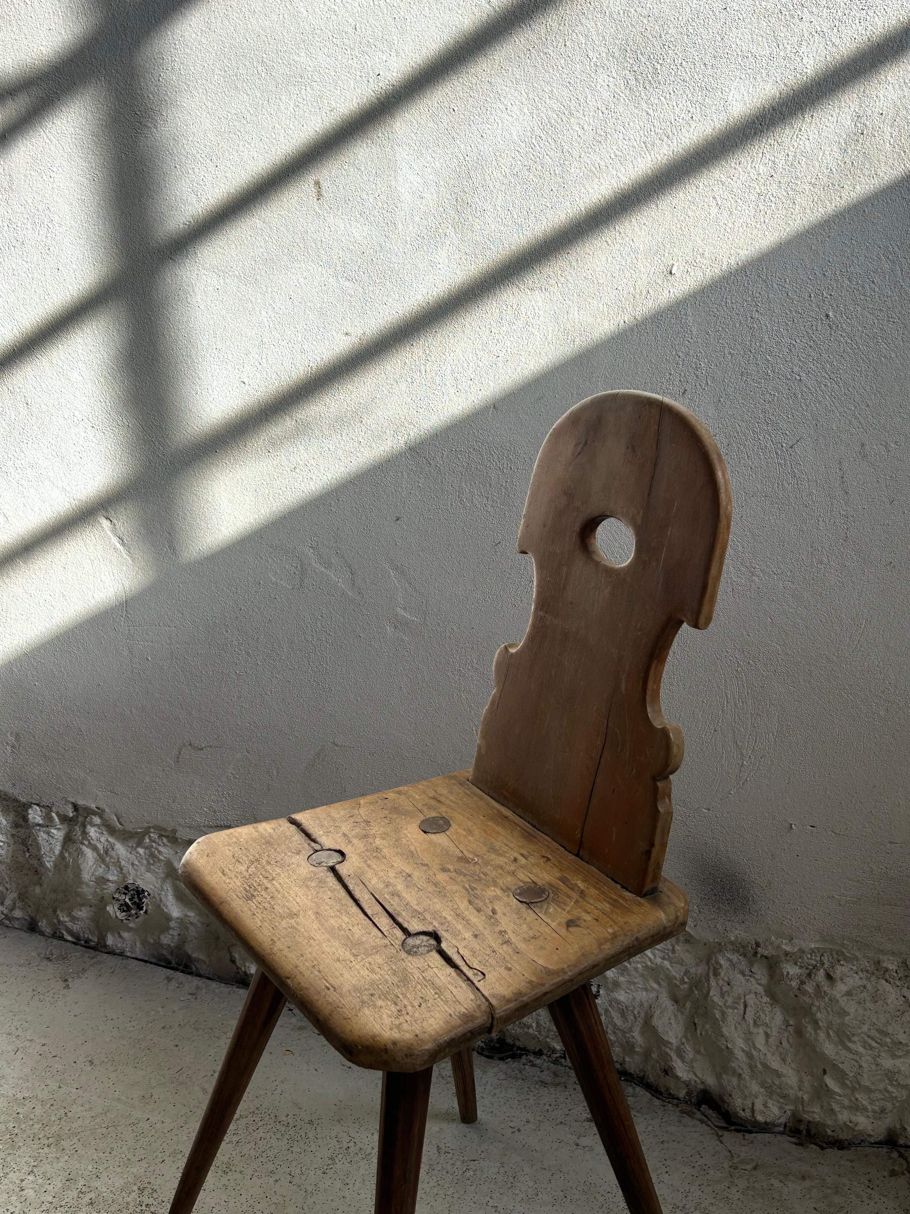 Pino Sedia folkloristica svedese del XIX secolo 