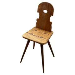 Chaise Allmoge en pin, art populaire suédois, 19e siècle, 1880