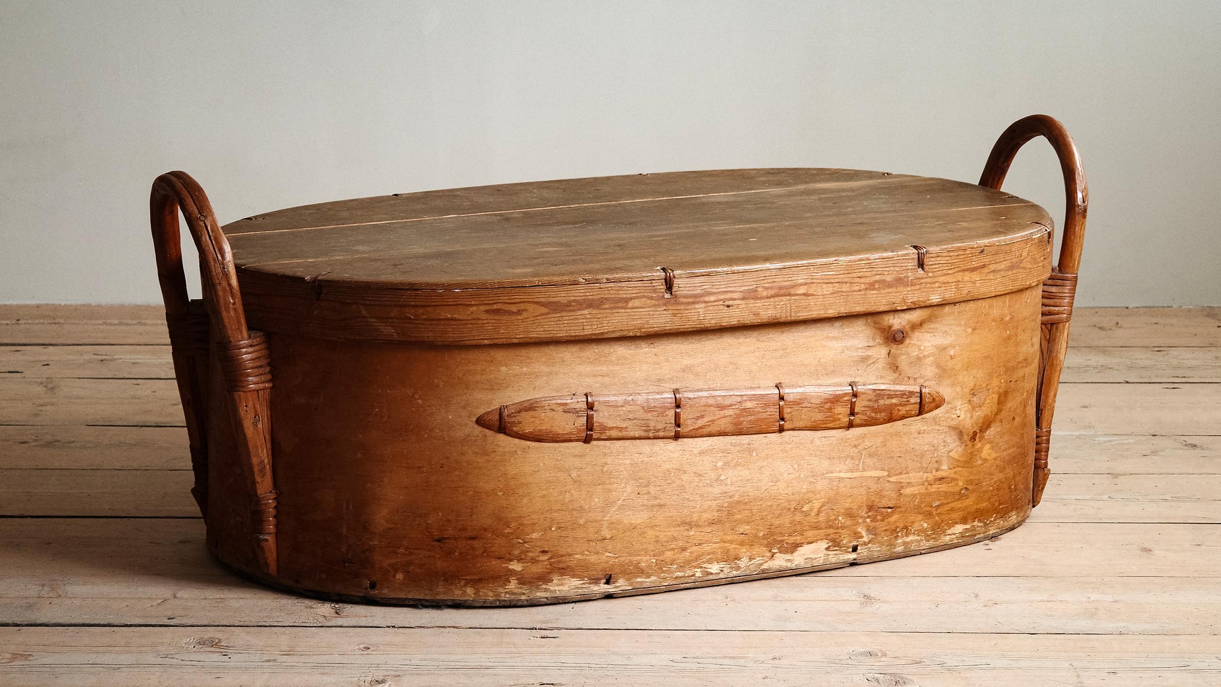 19. Jahrhundert Schwedische Volkskunst Bentwood Korb im Angebot 3