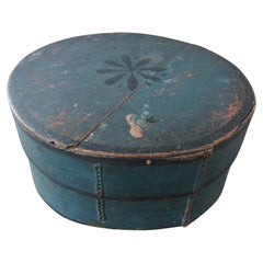 19th Century Swedish Folk Art Bentwood Box with Original Paint