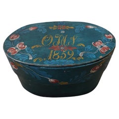 19th Century Swedish Folk Art Bentwood Box with Original Paint