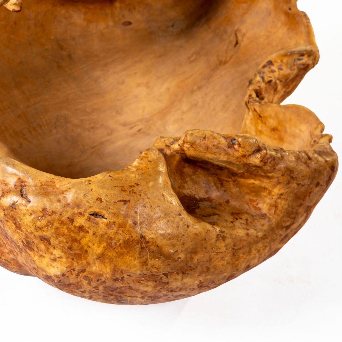 19th Century Swedish Folk Art Birch Root Bowl with Carved Dog’s Head, Signed T.S For Sale 7