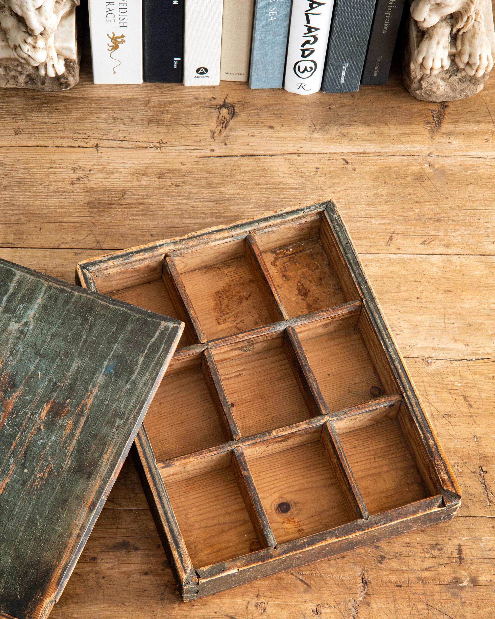 19th Century Swedish Folk Art Box For Sale 1