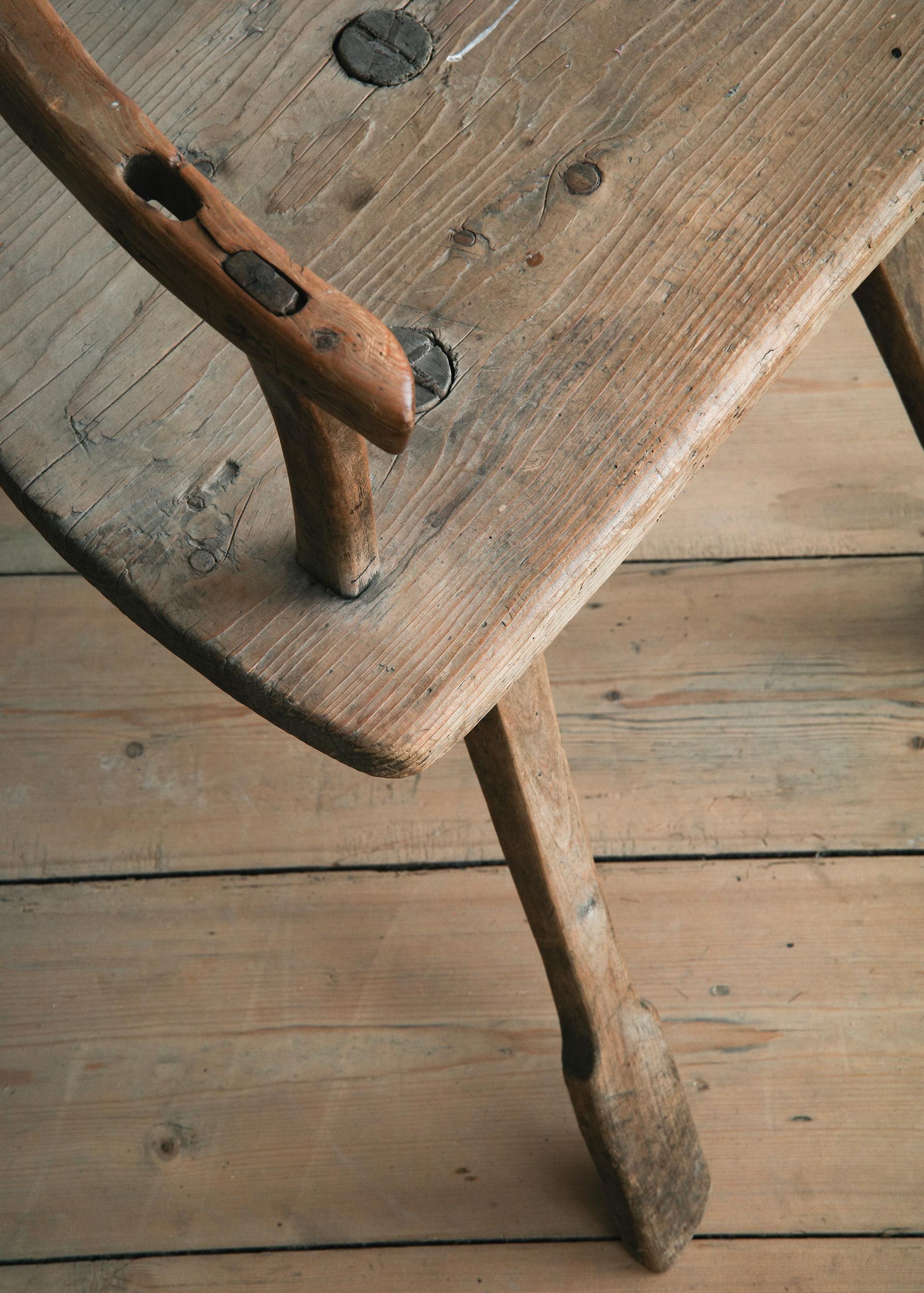 Suédois Chaise d'art populaire suédois du 19e siècle en vente