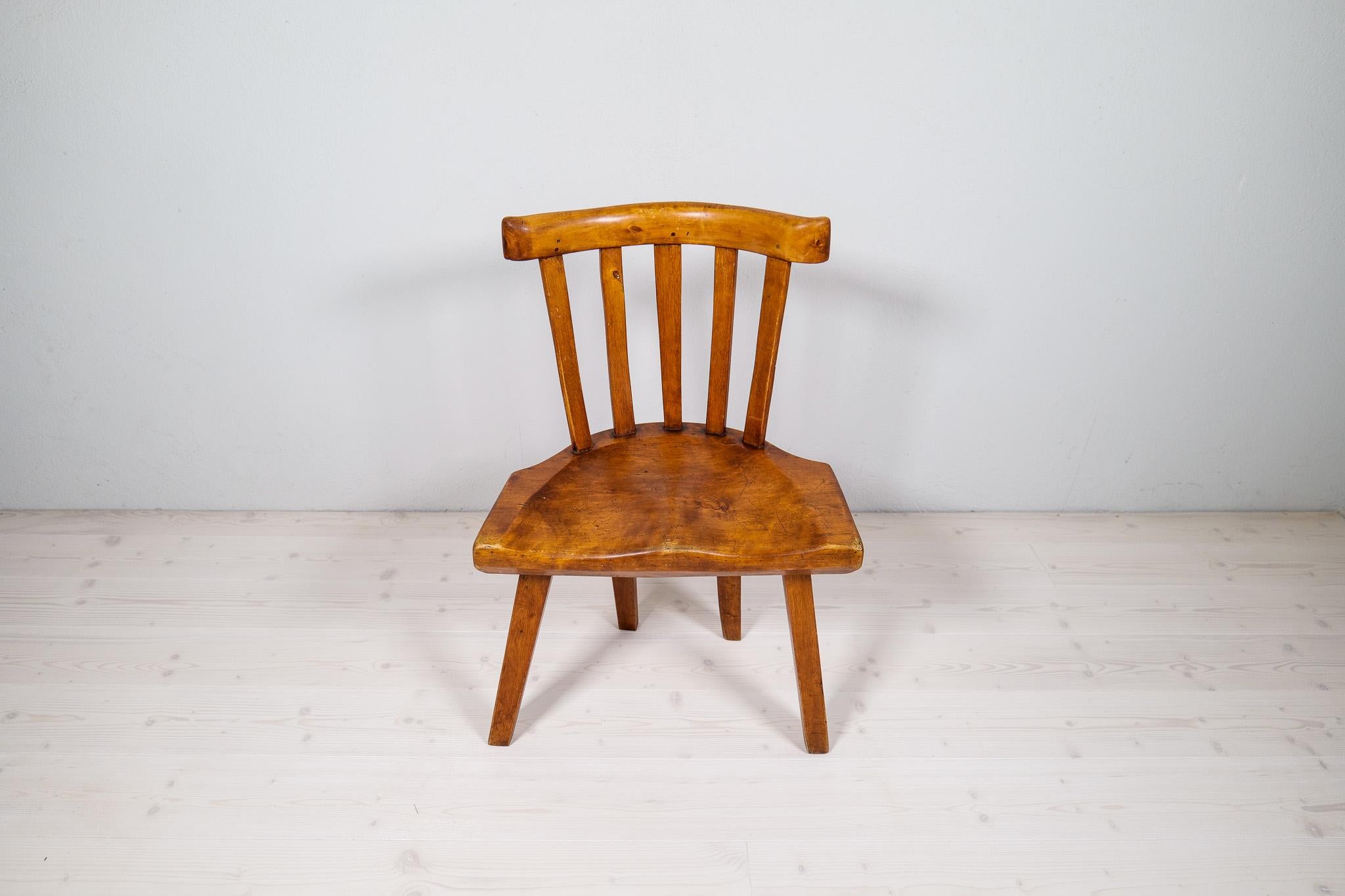 Birch 19th Century Swedish Folk Art Chair in Higly Decorative Shapes For Sale