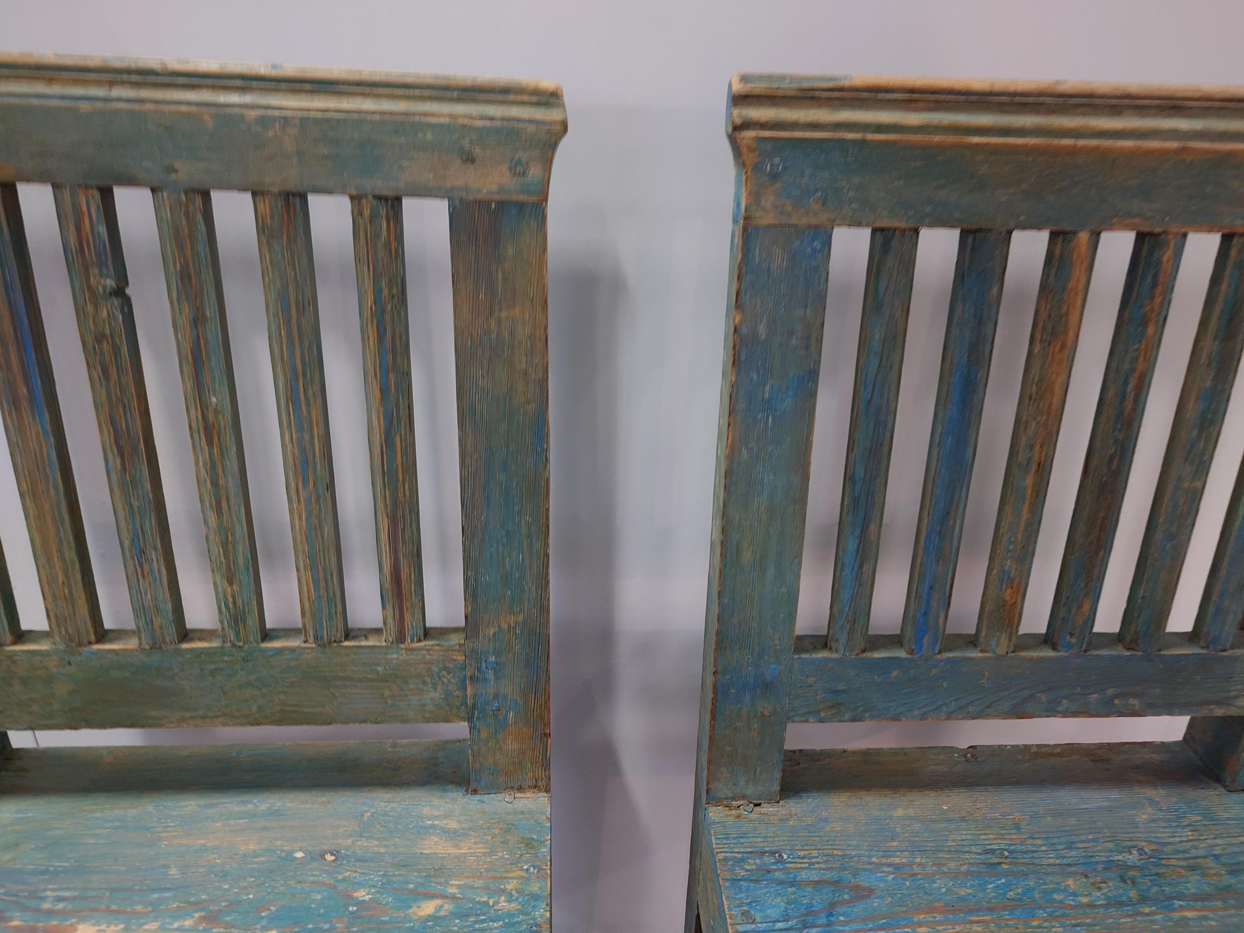 19th Century Swedish Folk Art chairs with original paint For Sale 1