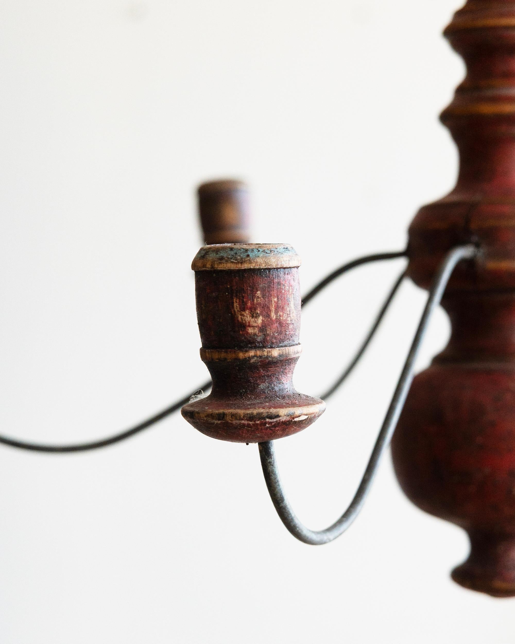 Suédois Lustre d'art populaire suédois du 19e siècle en vente