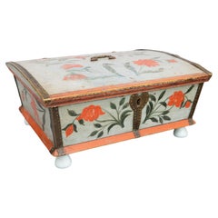 Scatola da sposa dipinta con arte popolare svedese del XIX secolo, datata 1813