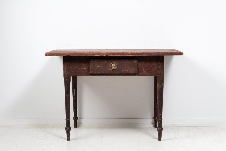 19th Century Swedish Folk Art Painted Table For Sale at 1stDibs