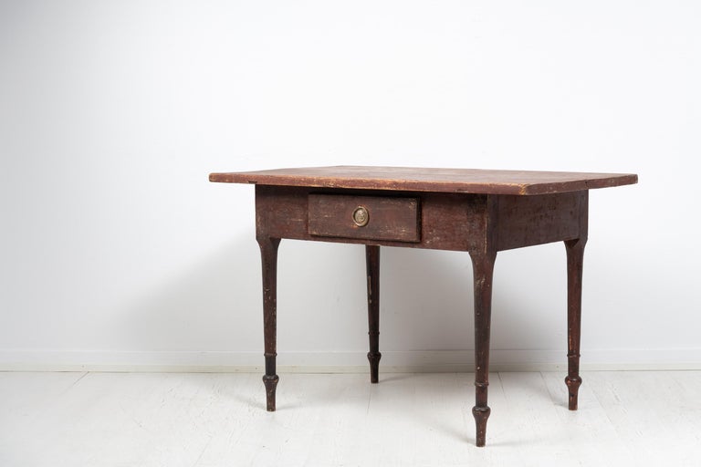 19th Century Swedish Folk Art Painted Table For Sale at 1stDibs