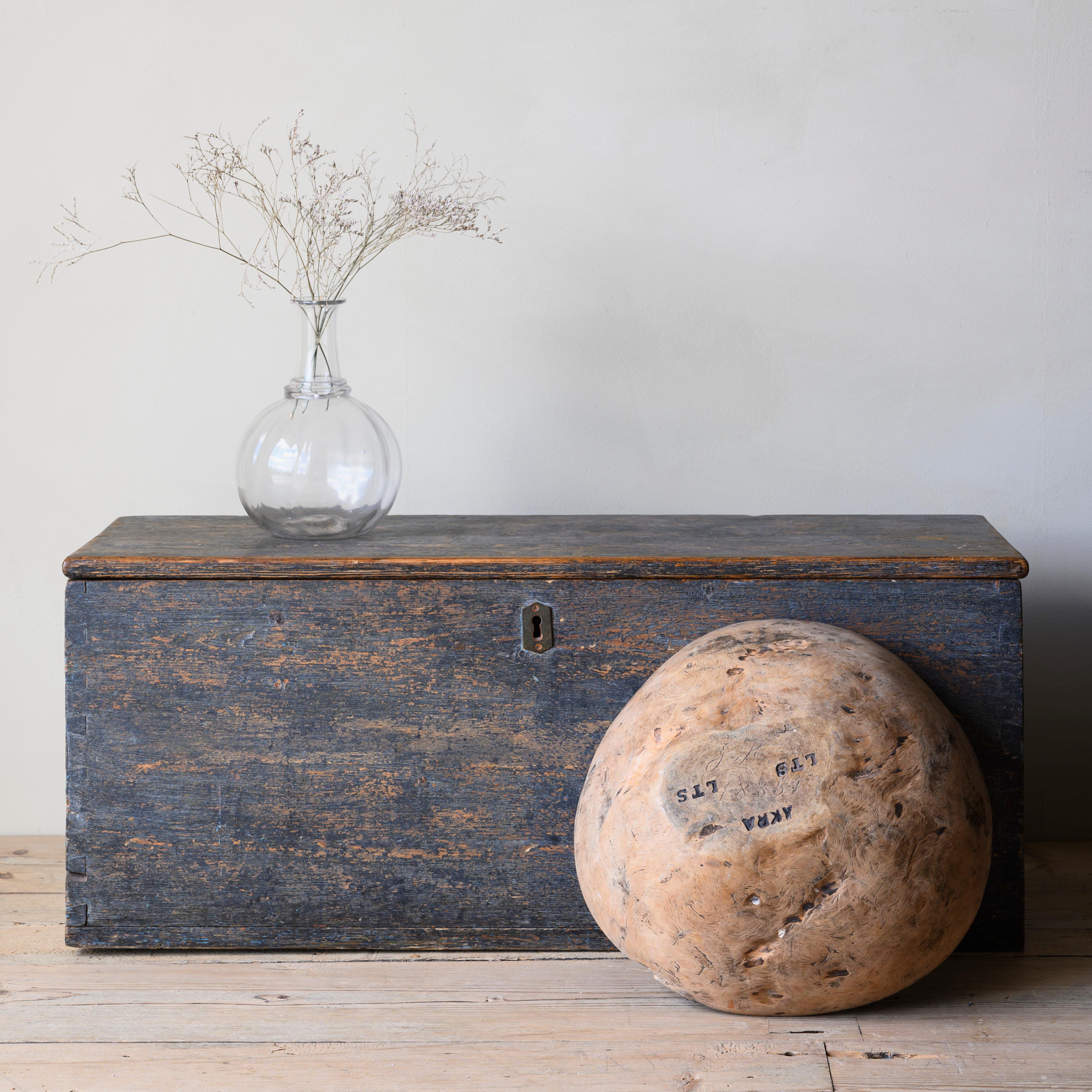 Hand-Carved 19th Century Swedish Folk Art Root Wood Bowl For Sale