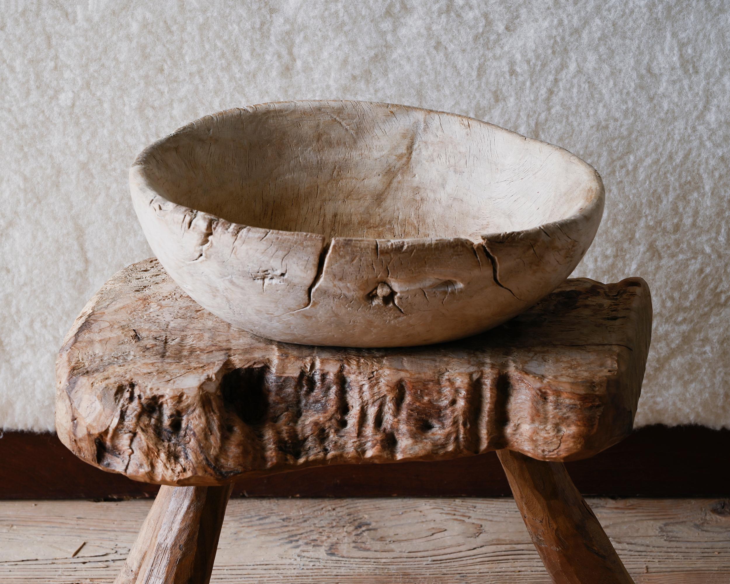 Hand-Carved 19th Century Swedish Folk Art Root Wood Bowl For Sale