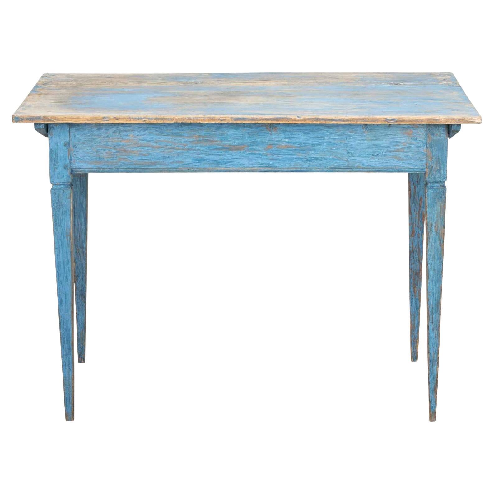Schwedischer Volkskunsttisch des 19. Jahrhunderts in Originalfarbe