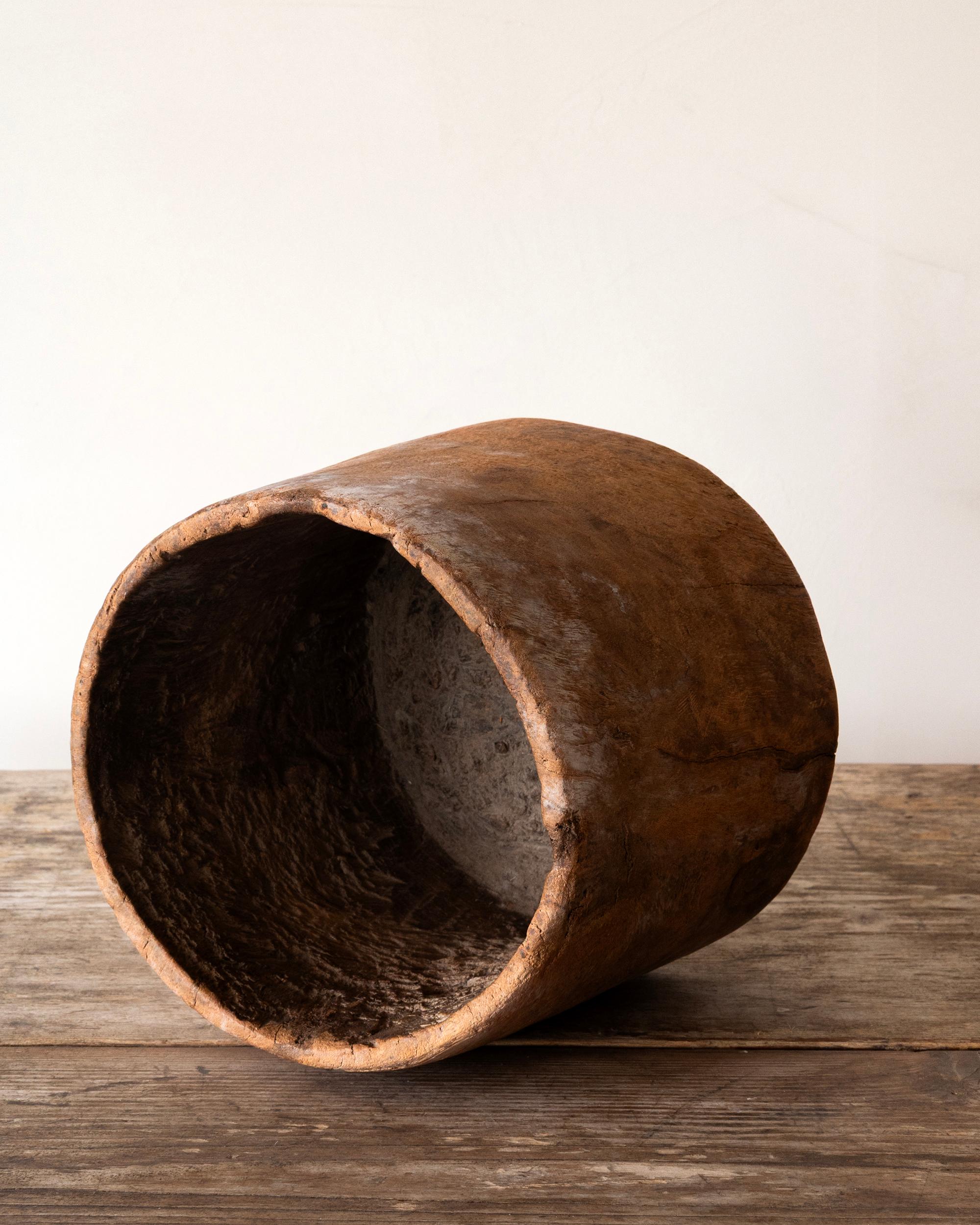 Fatto a mano Vaso di arte popolare svedese del XIX secolo in vendita