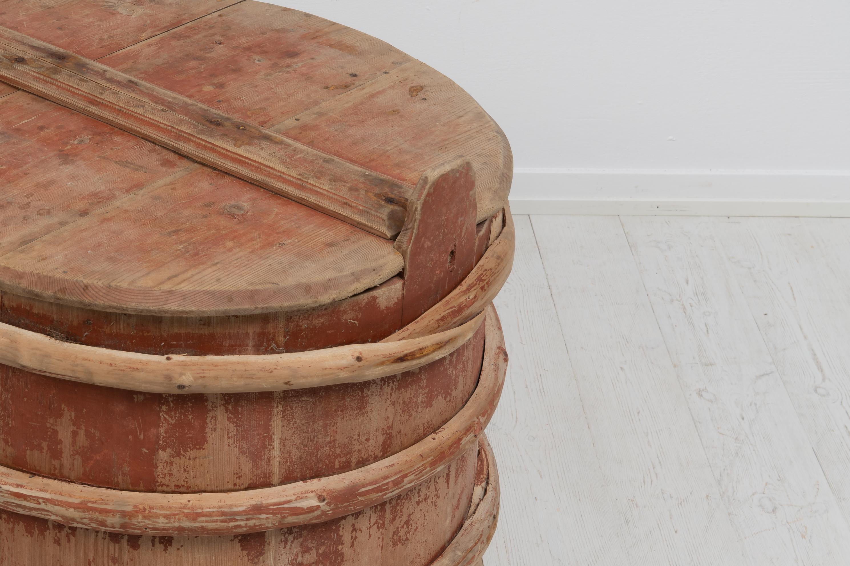 19th Century Swedish Folk Art Wooden Barrel 1
