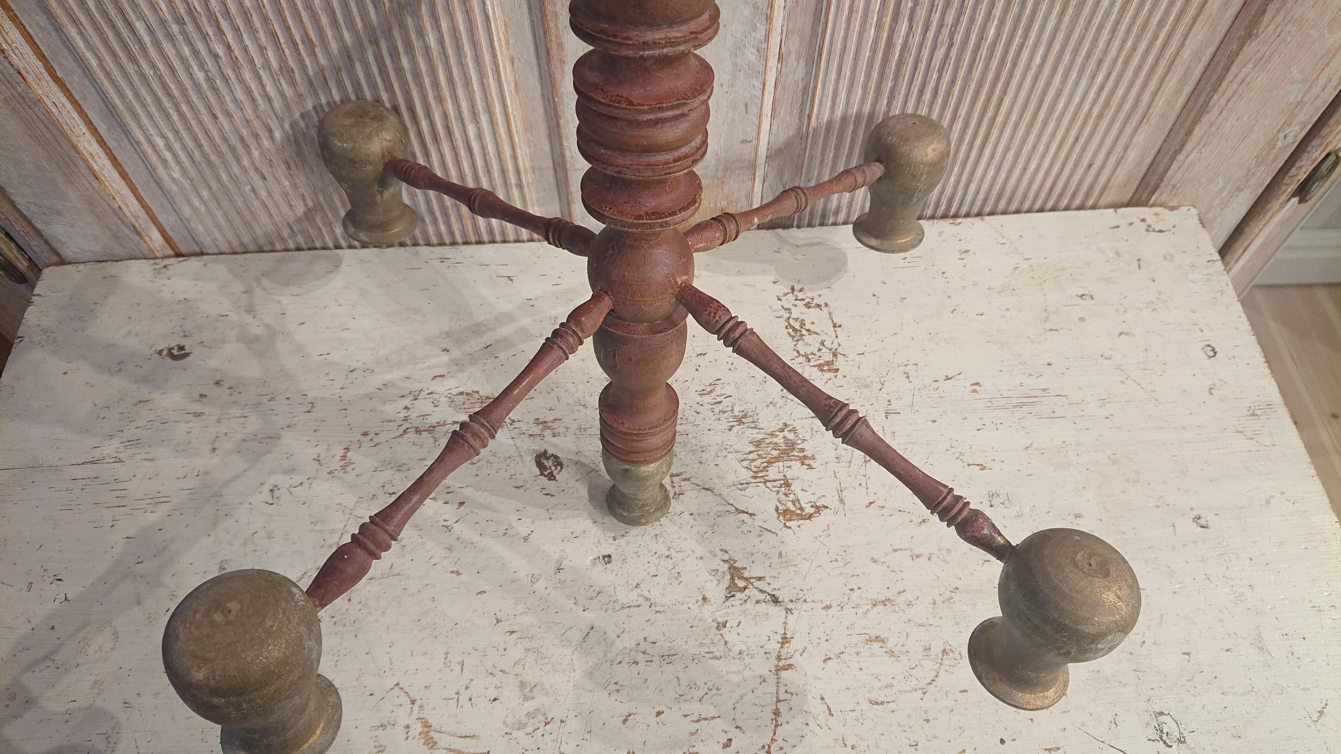 19th Century Swedish Folk Art Wooden Candelabra with Untouched Original Paint For Sale 4