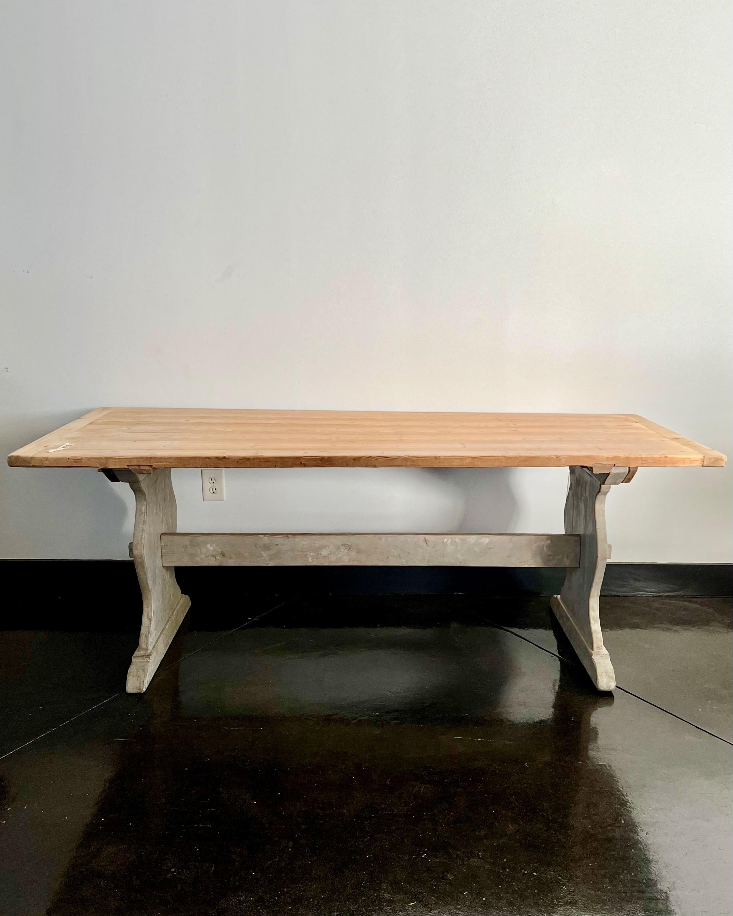 XIXe siècle Table à tréteaux suédoise du 19e siècle en vente