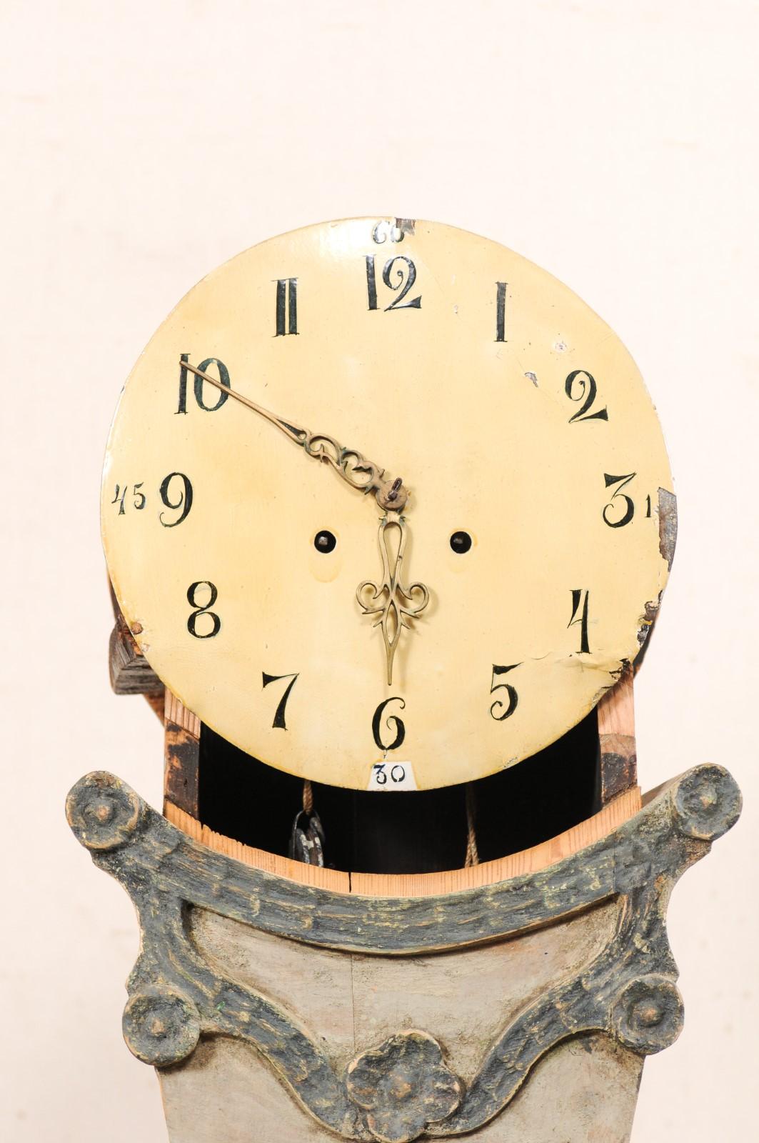 19th Century Swedish Fryksdahl Painted Wood Floor Clock with Carved Crest For Sale 5