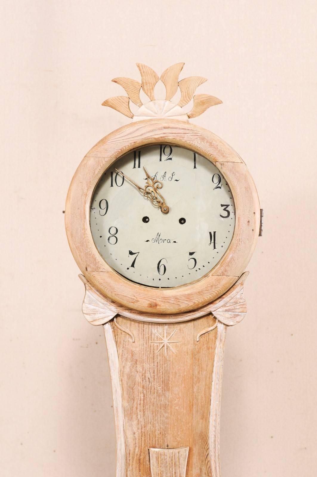 19th Century Swedish Fryksdahl Wood Floor Clock w/ Cheerful Sun Ray Carved Crest In Good Condition In Atlanta, GA