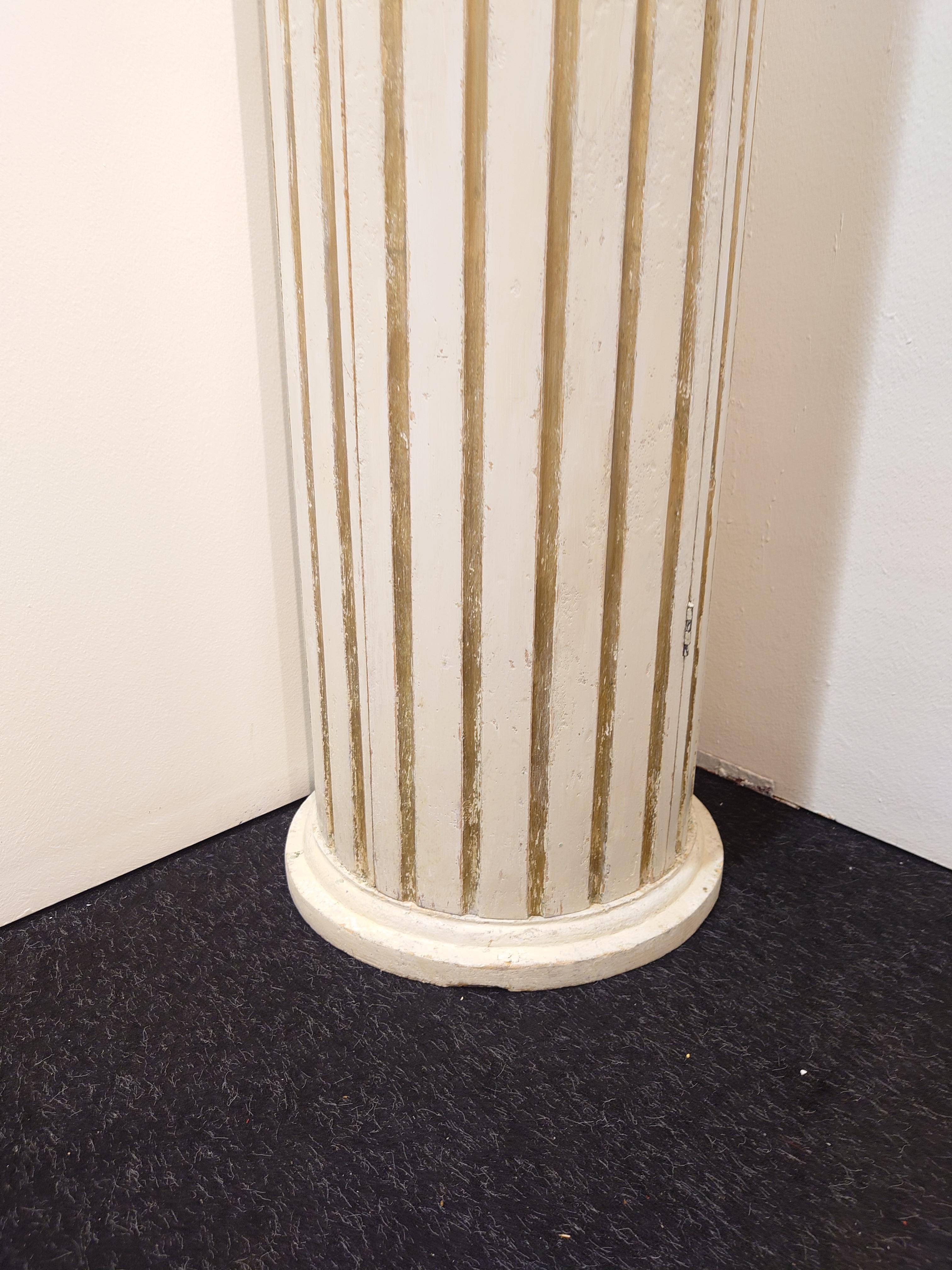 Armoire à colonnes gustavienne suédoise authentique du 19ème siècle du nord de la Suède en vente 2