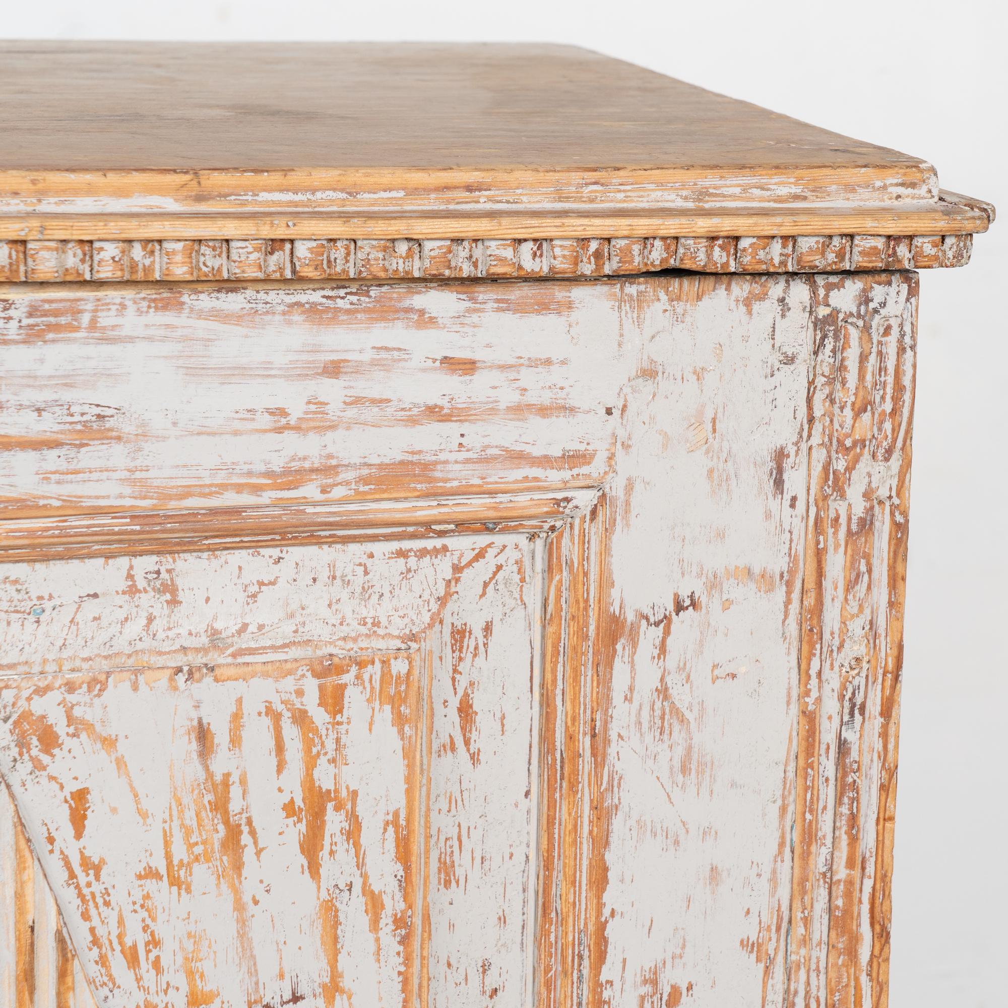 19th Century Swedish Gray Sideboard Console For Sale 7