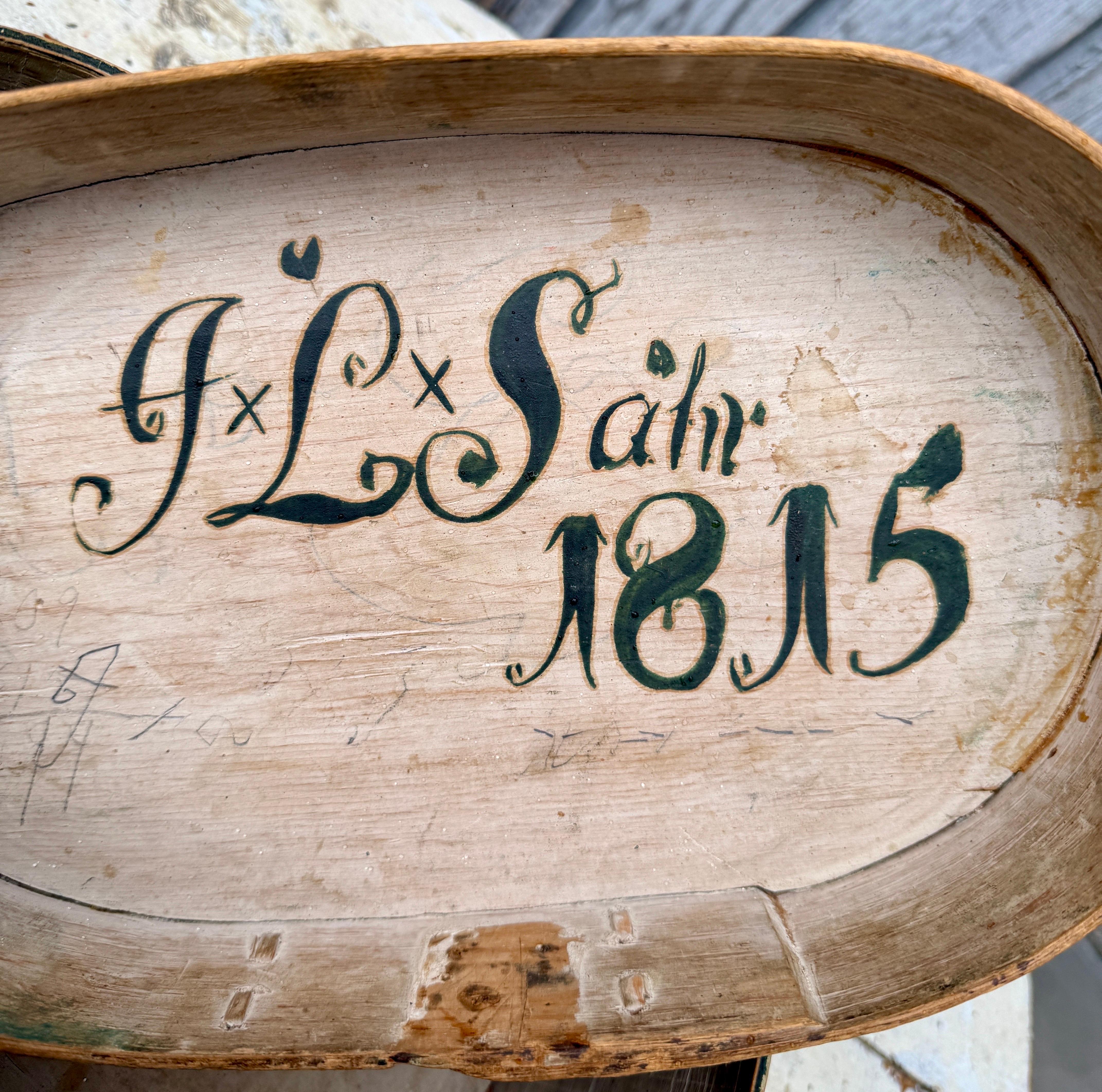 19th Century Swedish Green Painted Box Dated 1815 For Sale 4