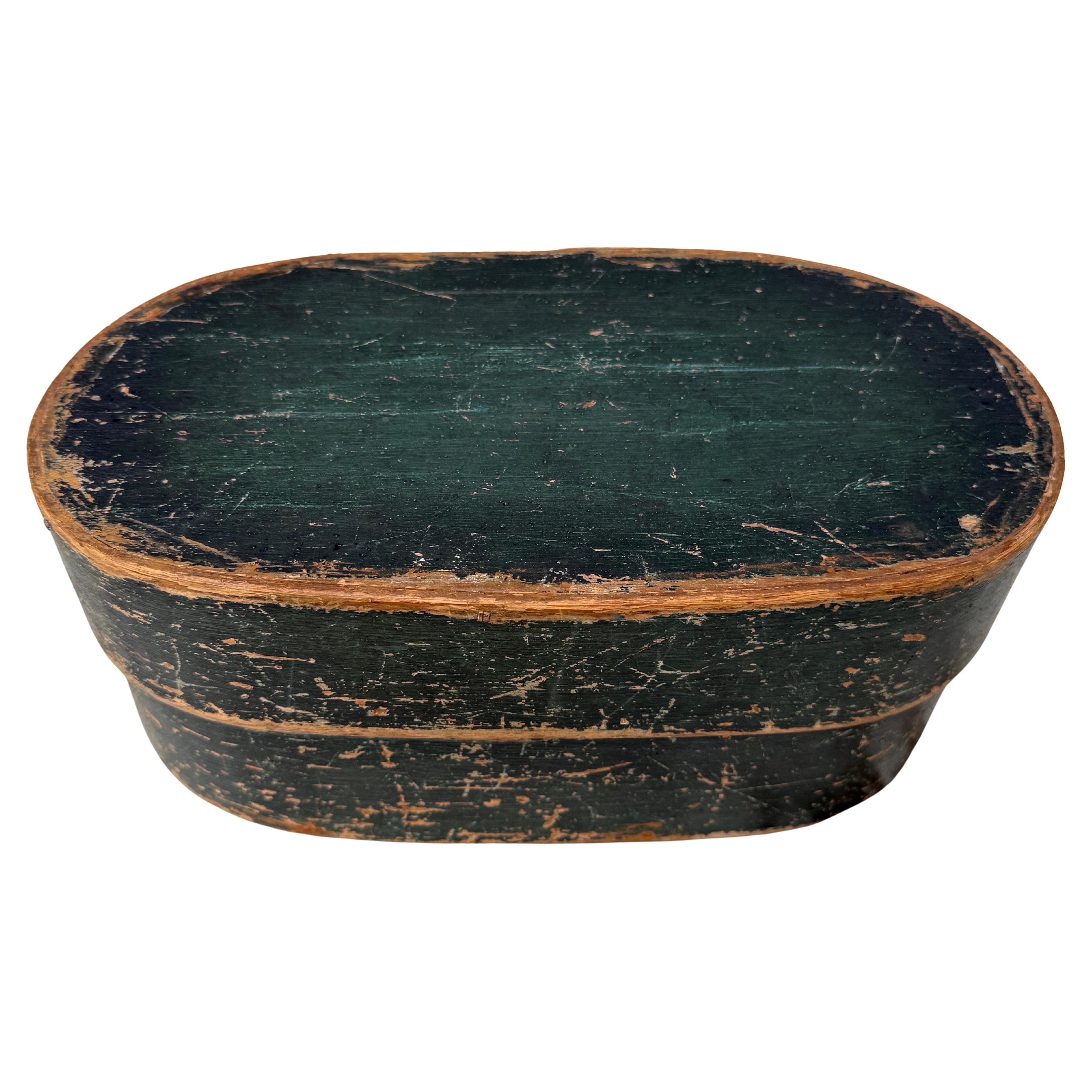 19th Century Swedish Green Painted Box Dated 1815 In Good Condition For Sale In Haddonfield, NJ