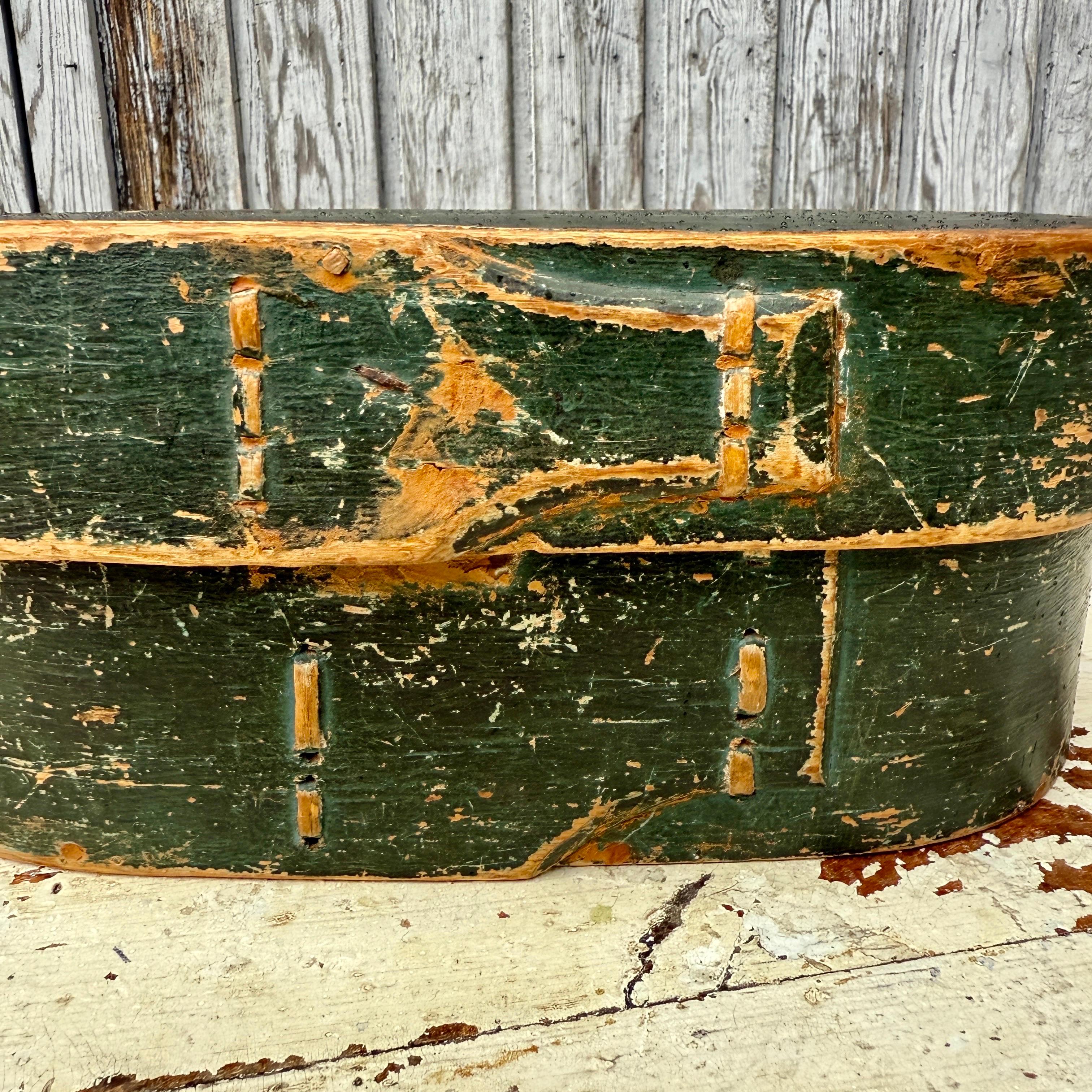 19th Century Swedish Green Painted Box Dated 1815 For Sale 3