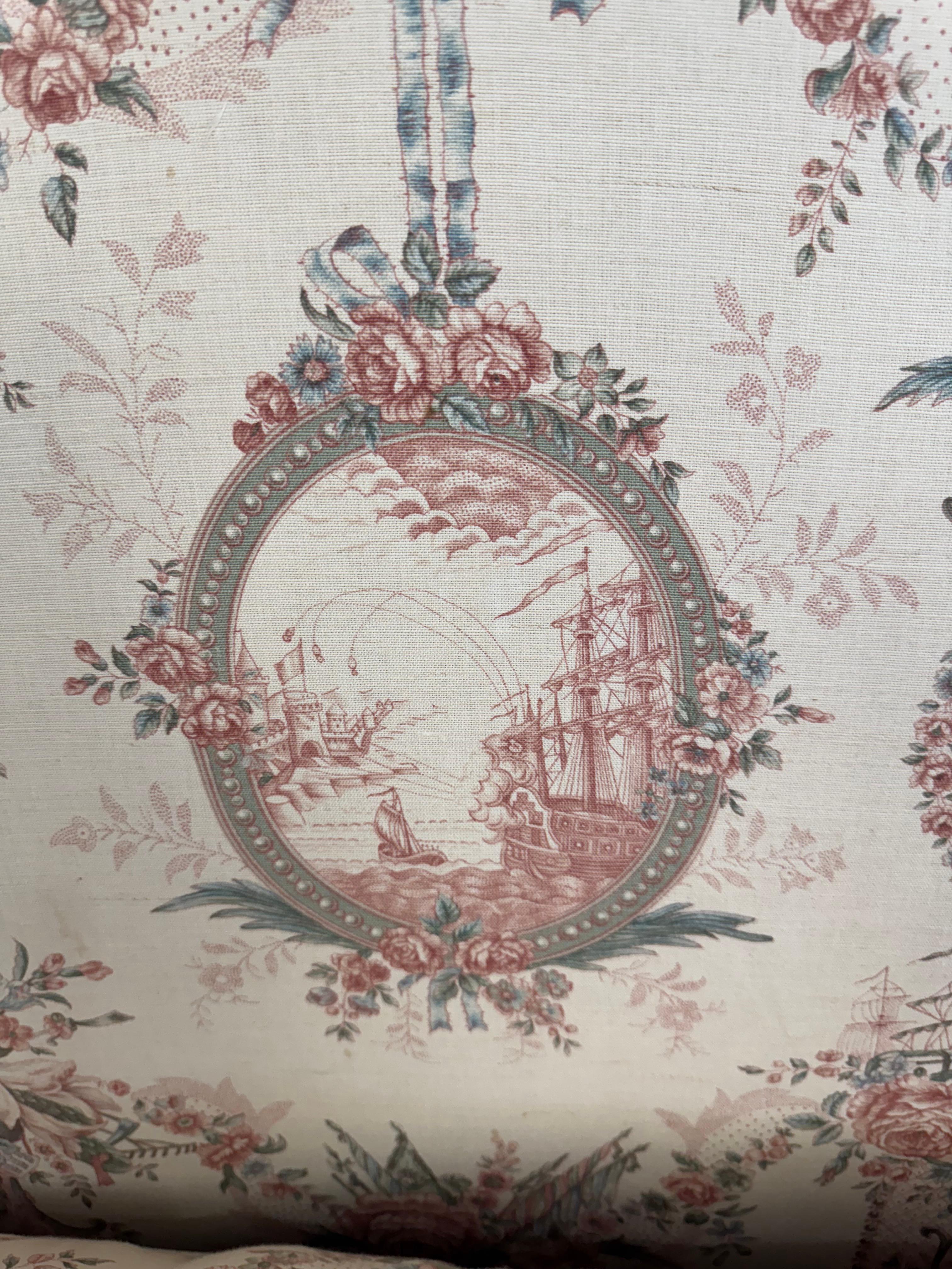 19th Century Swedish Grey Painted Settee/ Sofa with original Neoclassical Fabric For Sale 10
