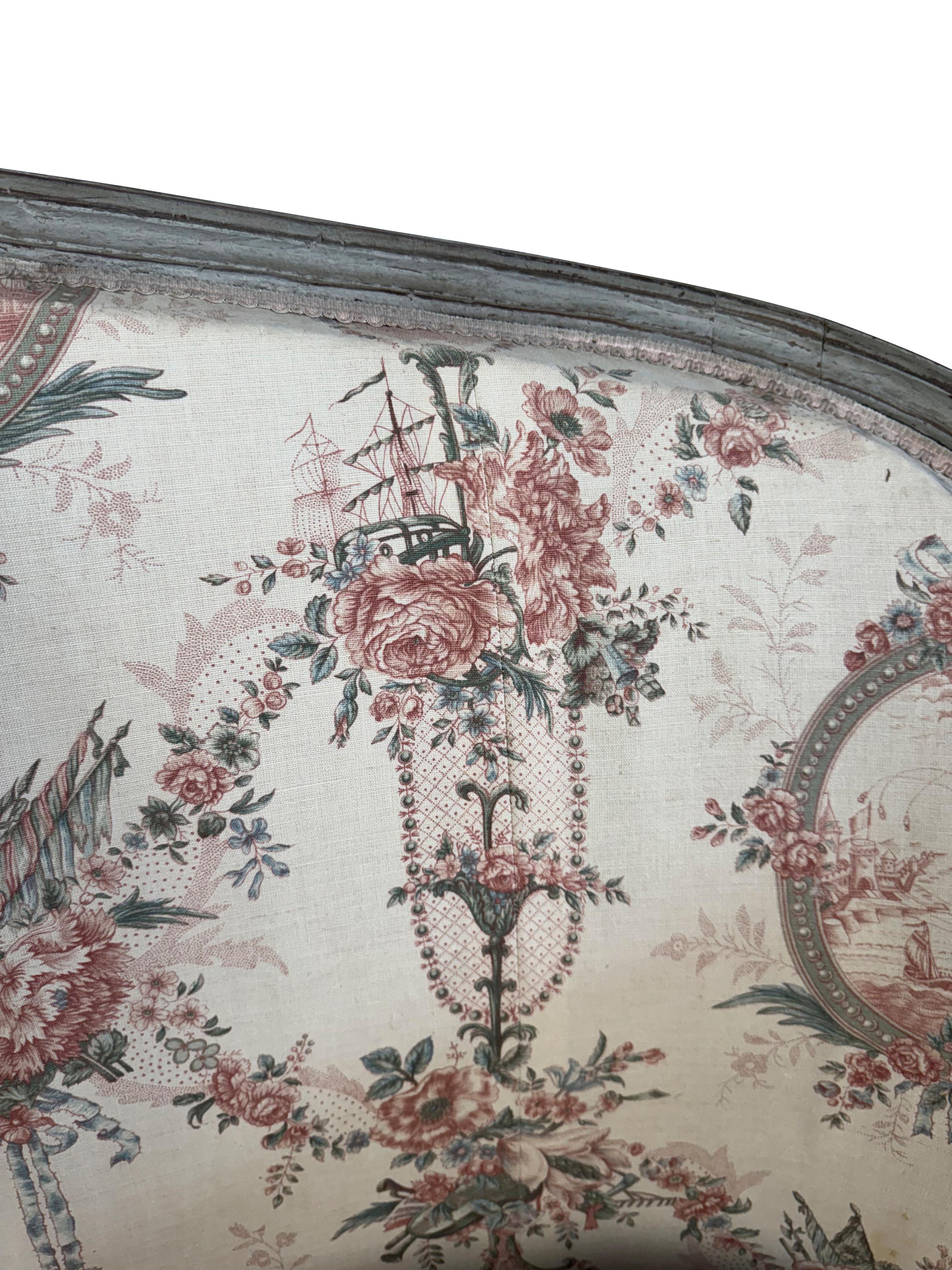 19th Century Swedish Grey Painted Settee/ Sofa with original Neoclassical Fabric For Sale 13