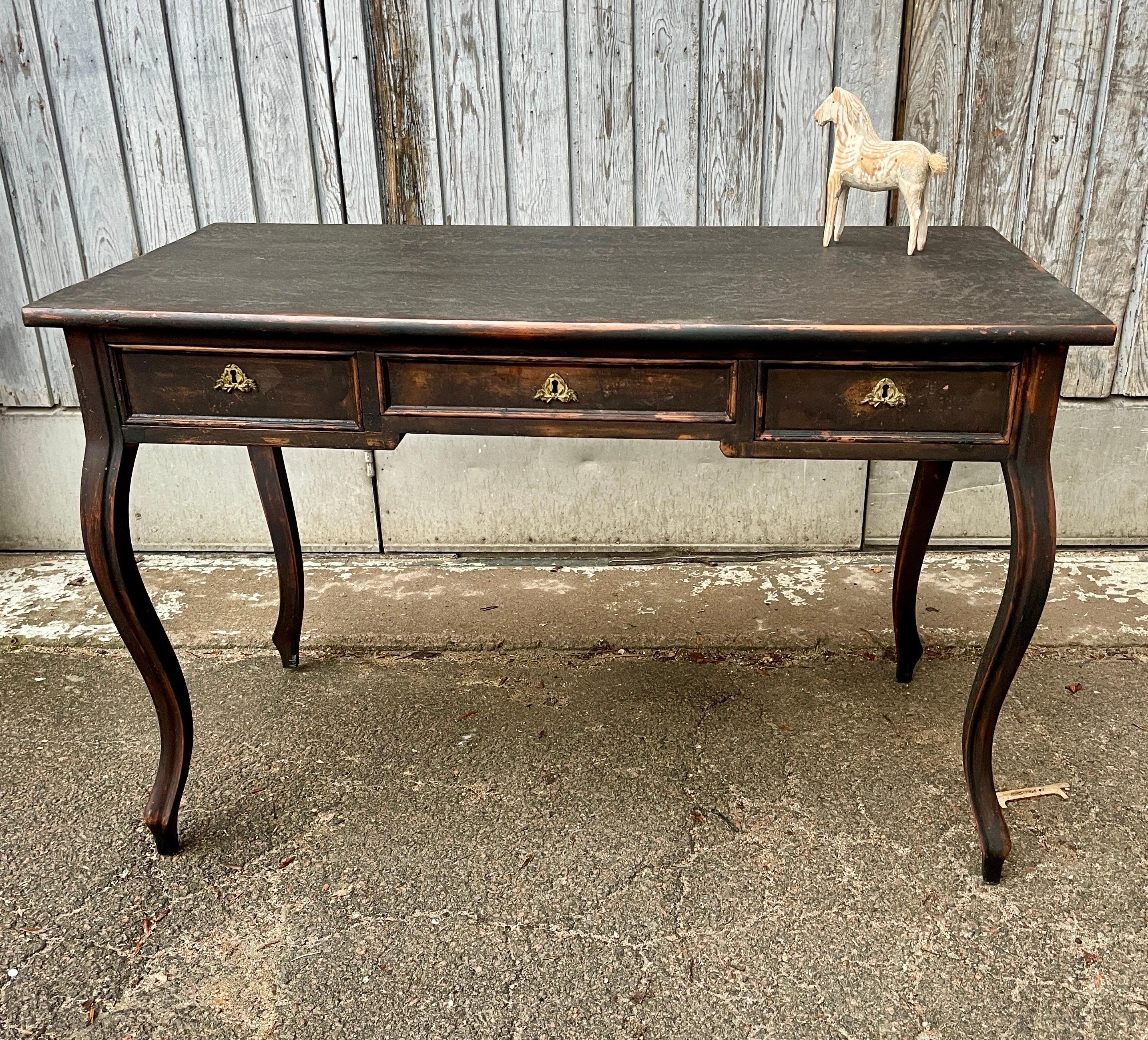 19th Century Swedish Gustavian Black Writing Desk With 3 Drawers In Good Condition For Sale In Haddonfield, NJ
