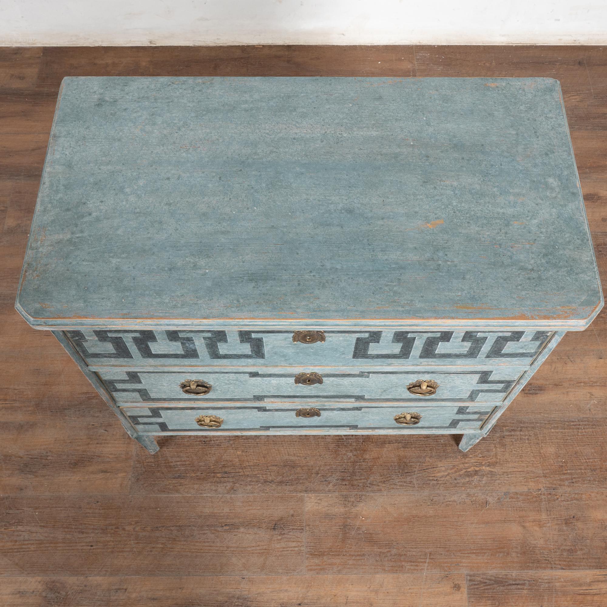 19th Century Swedish Gustavian Blue Chest of Three Drawers with Greek Key Design For Sale 1