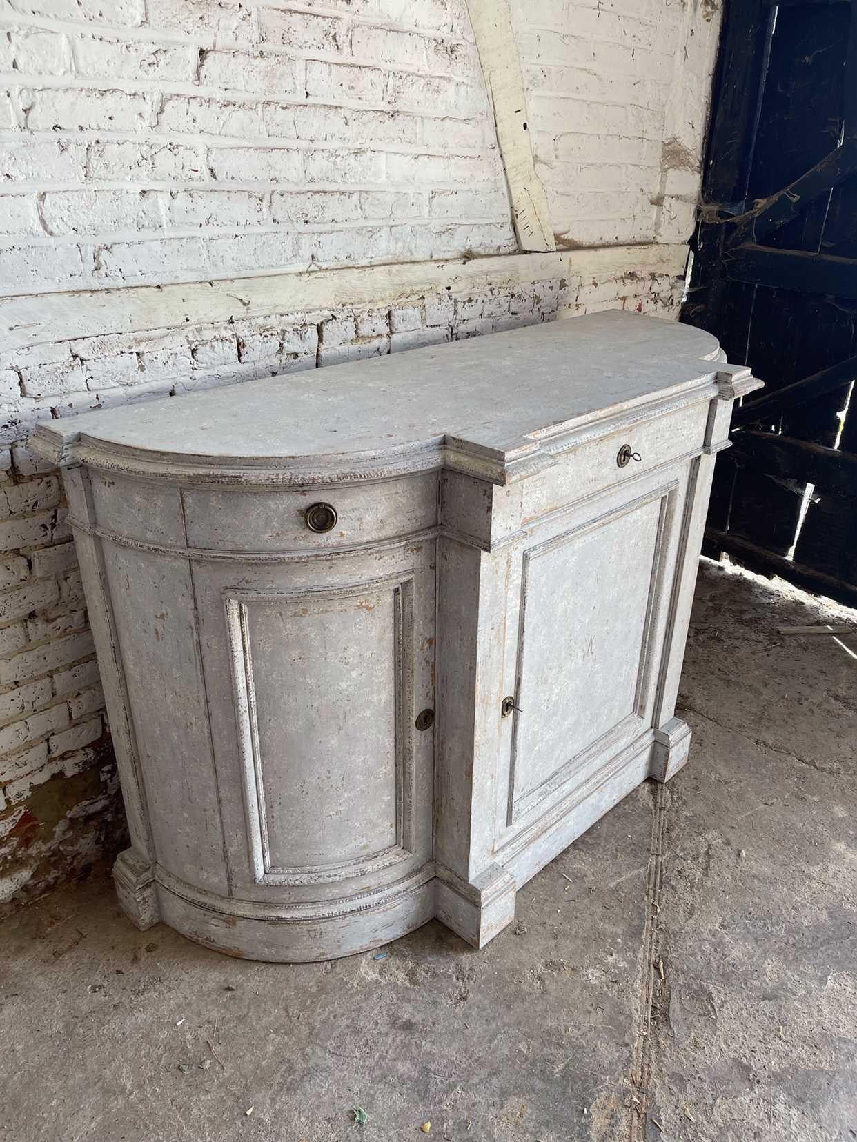 A rare showstopper! A Swedish buffet, sideboard or server from the Gustavian period. This piece is absolutely exquisite and you will not find another one like this. This piece has substance to it and is perfect to make that statement piece. It is