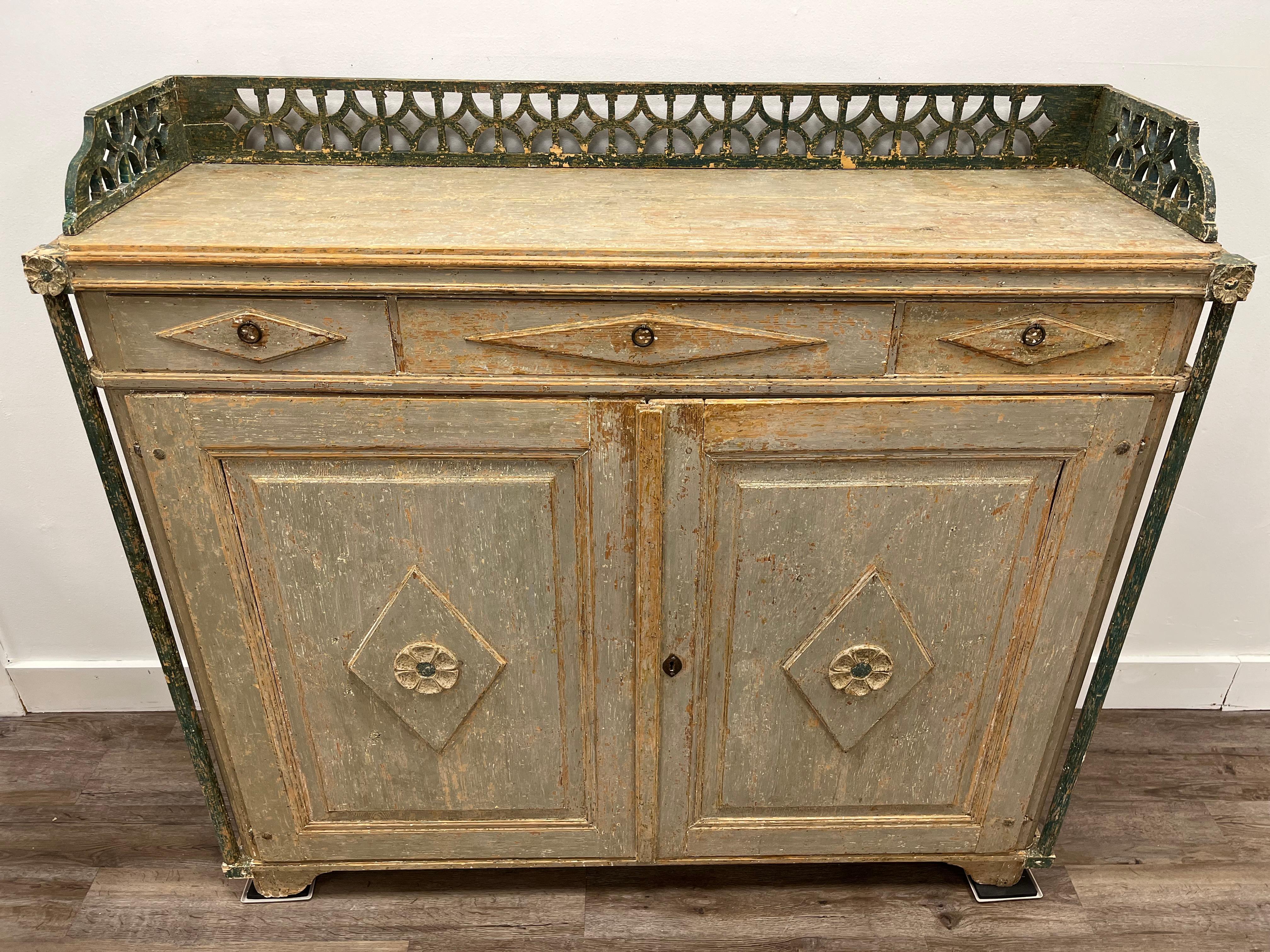 Hand-Carved 19th Century Swedish Late Gustavian Buffet For Sale