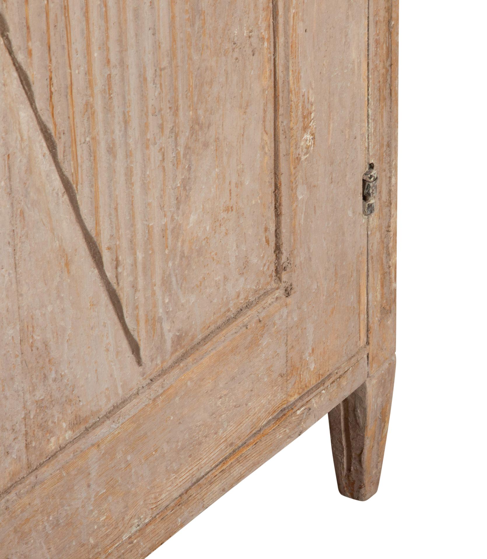 19th Century Swedish Gustavian Buffet For Sale 3