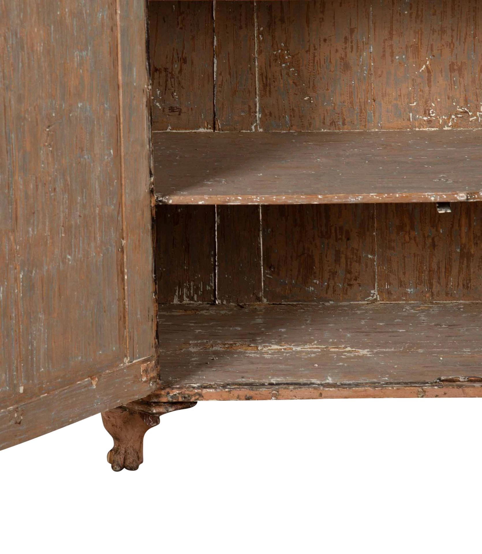 Buffet Gustaviano Sueco del Siglo XIX en Pintura Rosa Salmón Original en venta 15