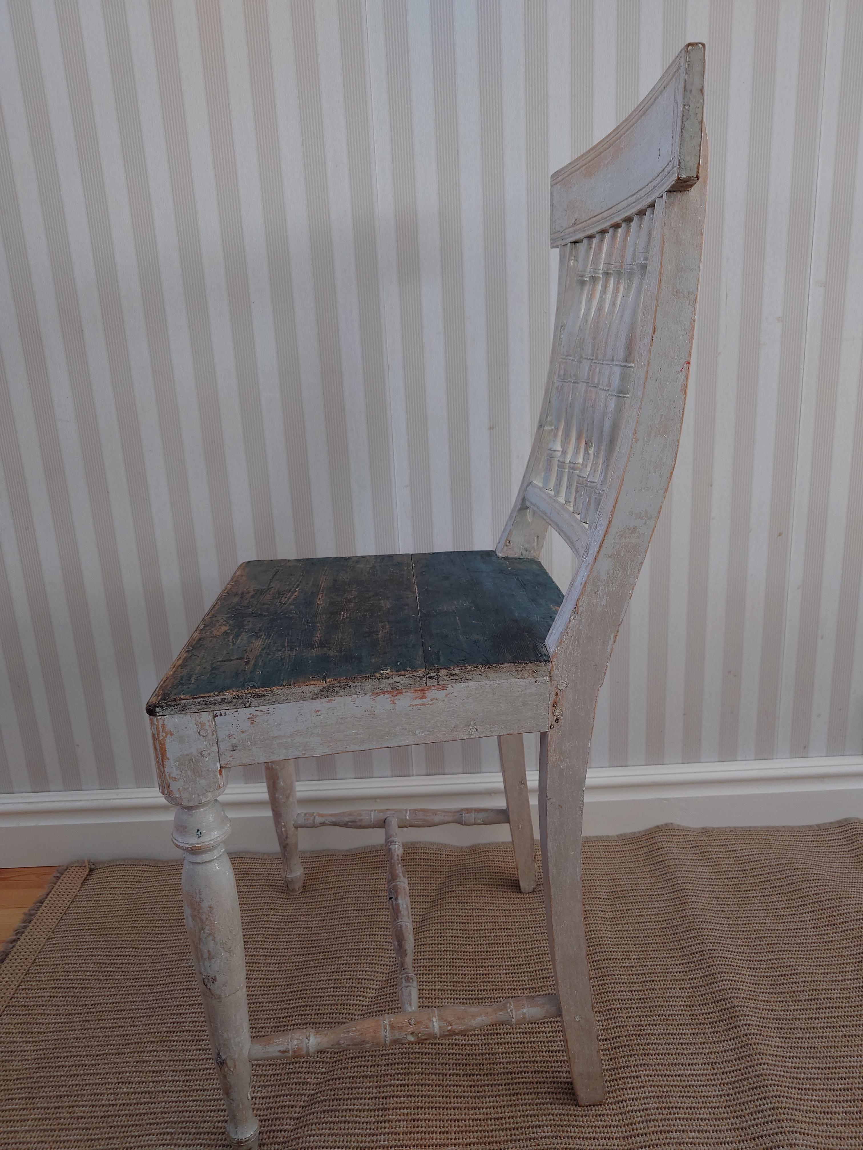 19th Century Swedish Gustavian Chair with Originalpaint For Sale 7