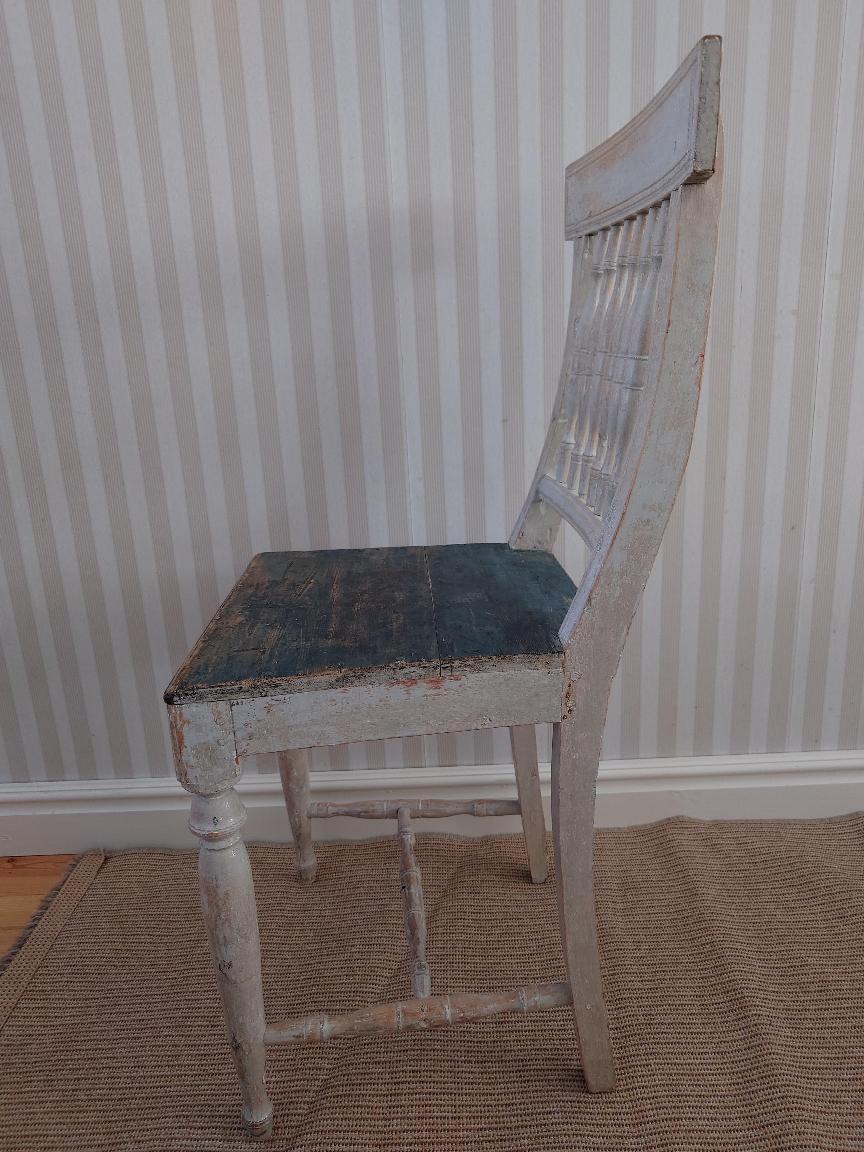 19th Century Swedish Gustavian Chair with Originalpaint For Sale 8