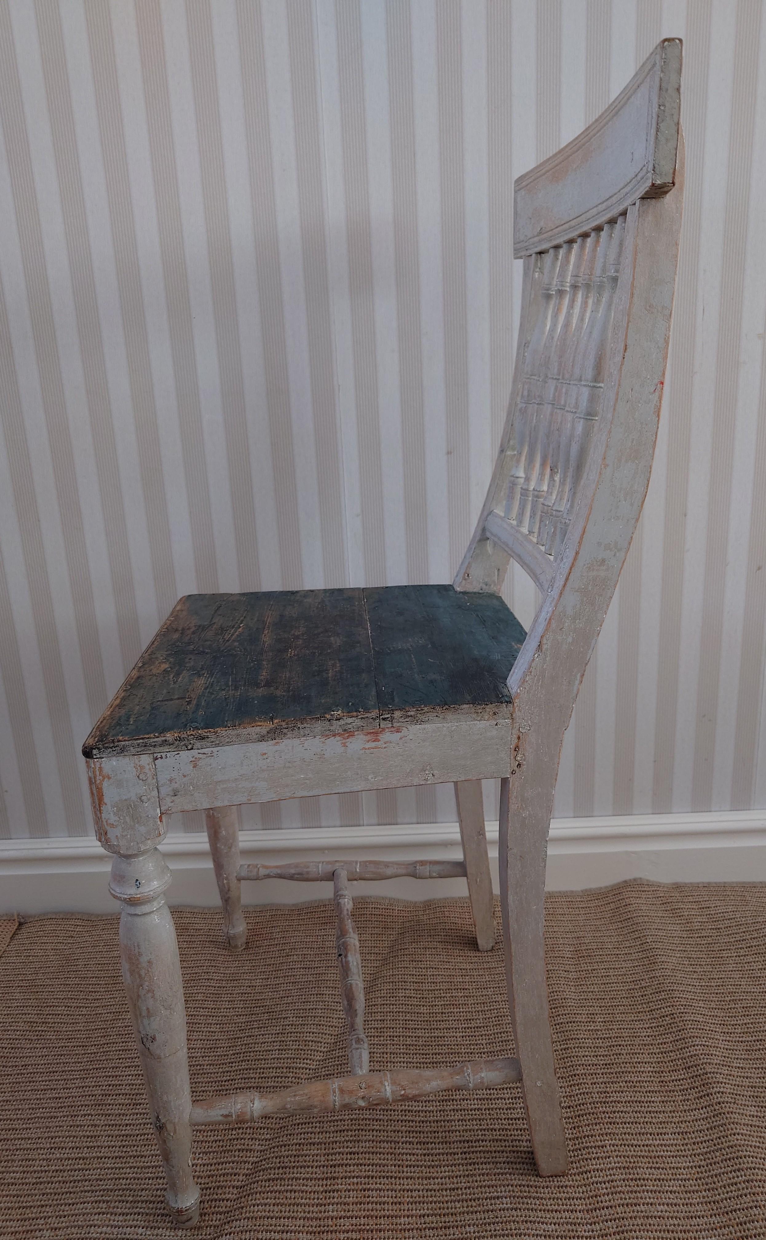 19th Century Swedish Gustavian Chair with Originalpaint For Sale 9