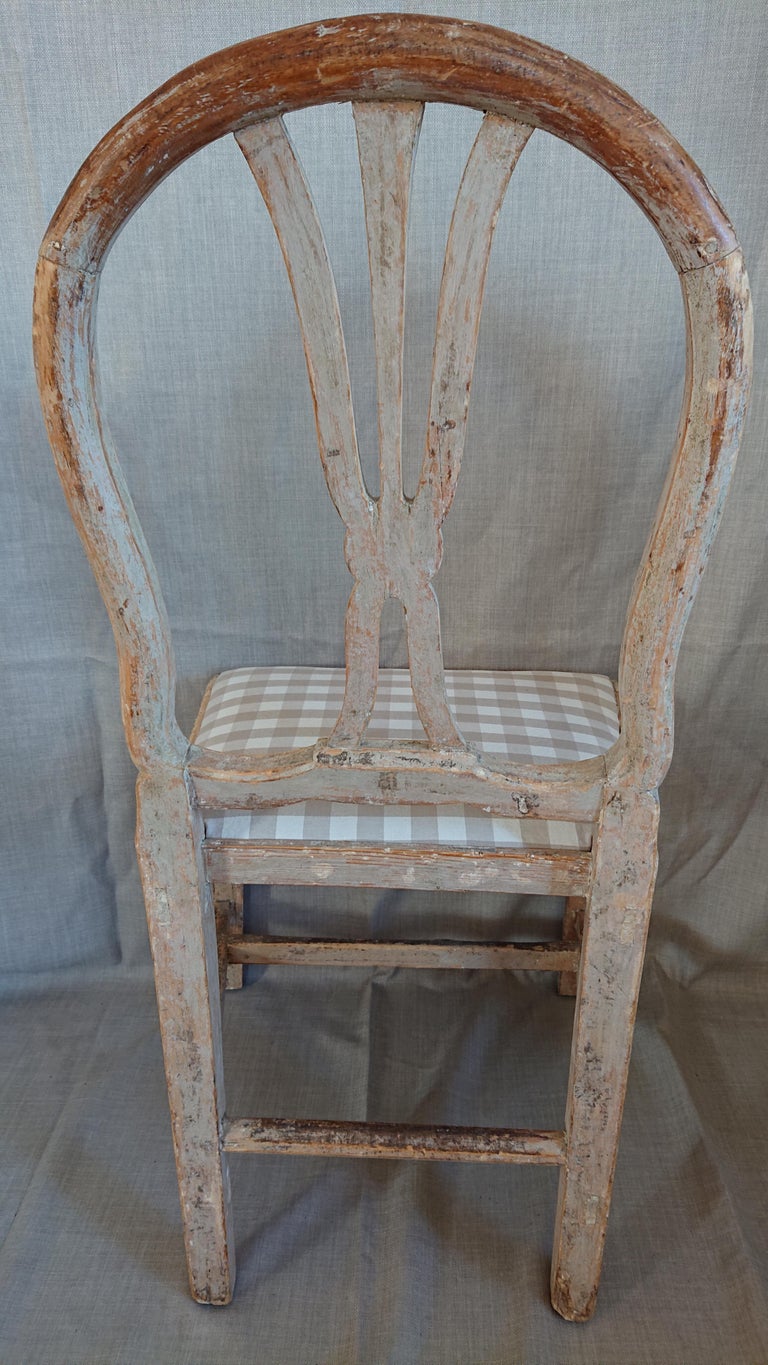 19th Century Swedish Gustavian Chair with Originalpaint Swedish Antiques In Good Condition For Sale In Boden, SE