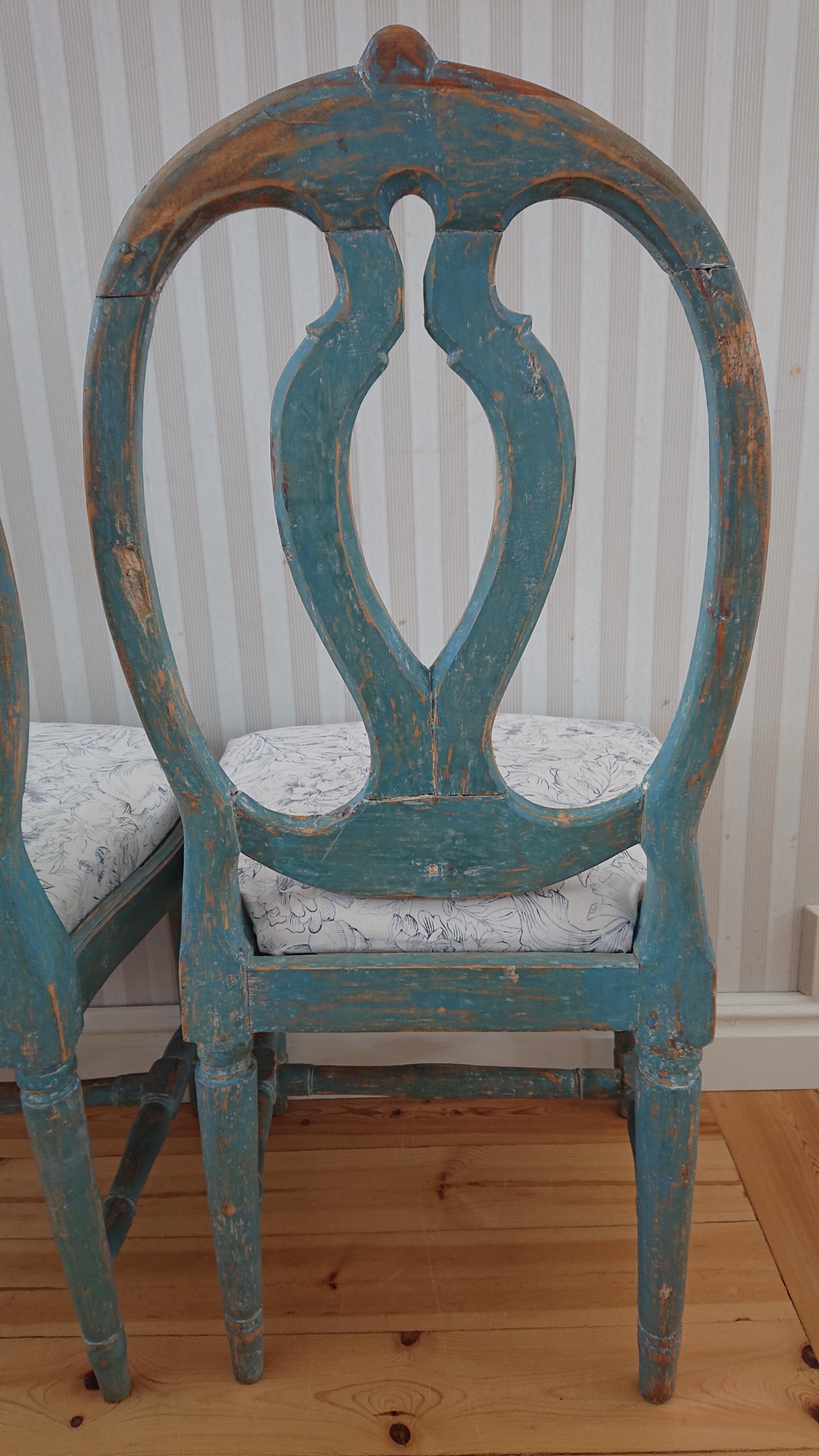 19th Century Swedish Gustavian Chairs Original Painted 