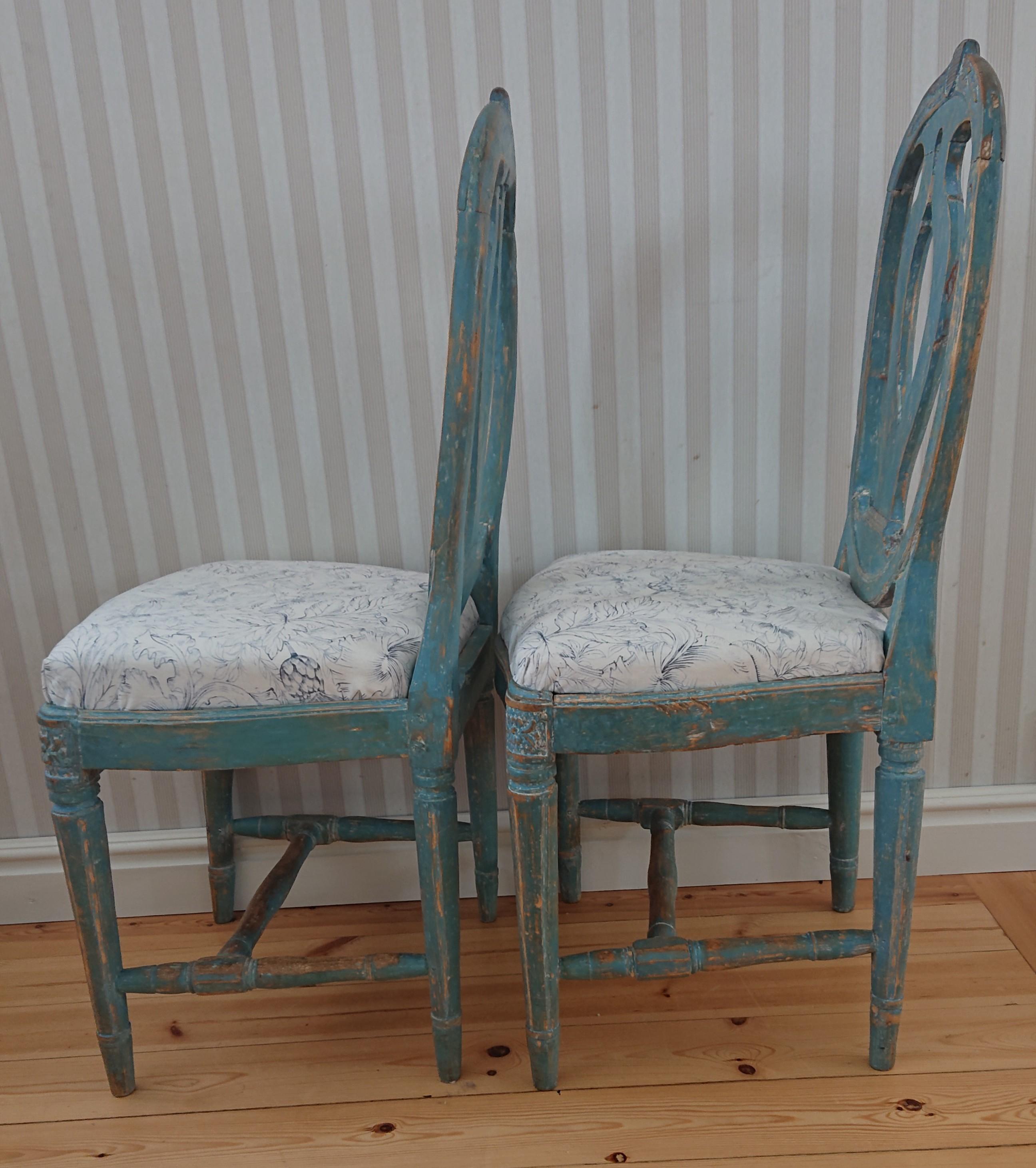 19th Century Swedish Gustavian Chairs Original Painted 