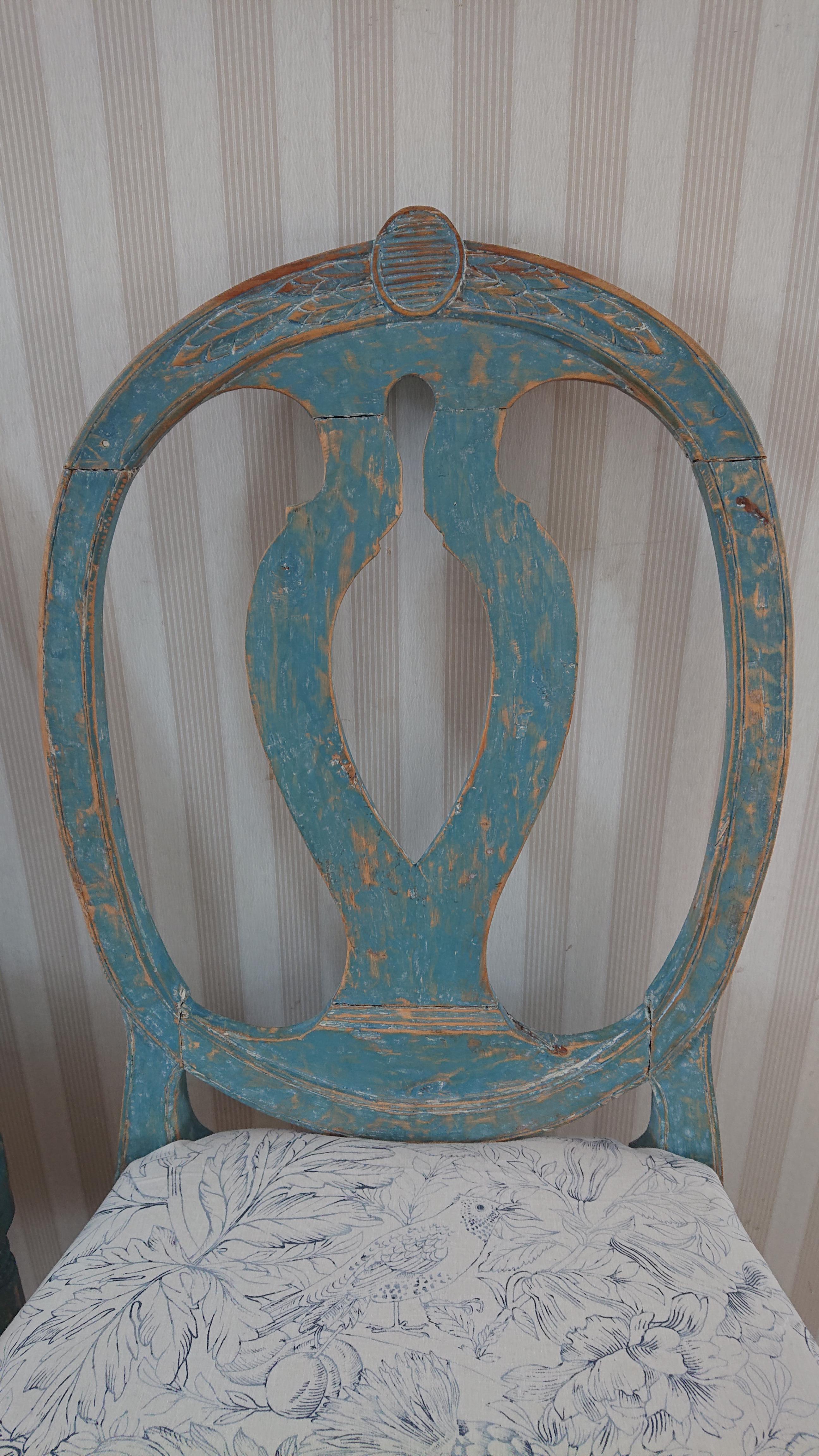 Pine 19th Century Swedish Gustavian Chairs Original Painted 