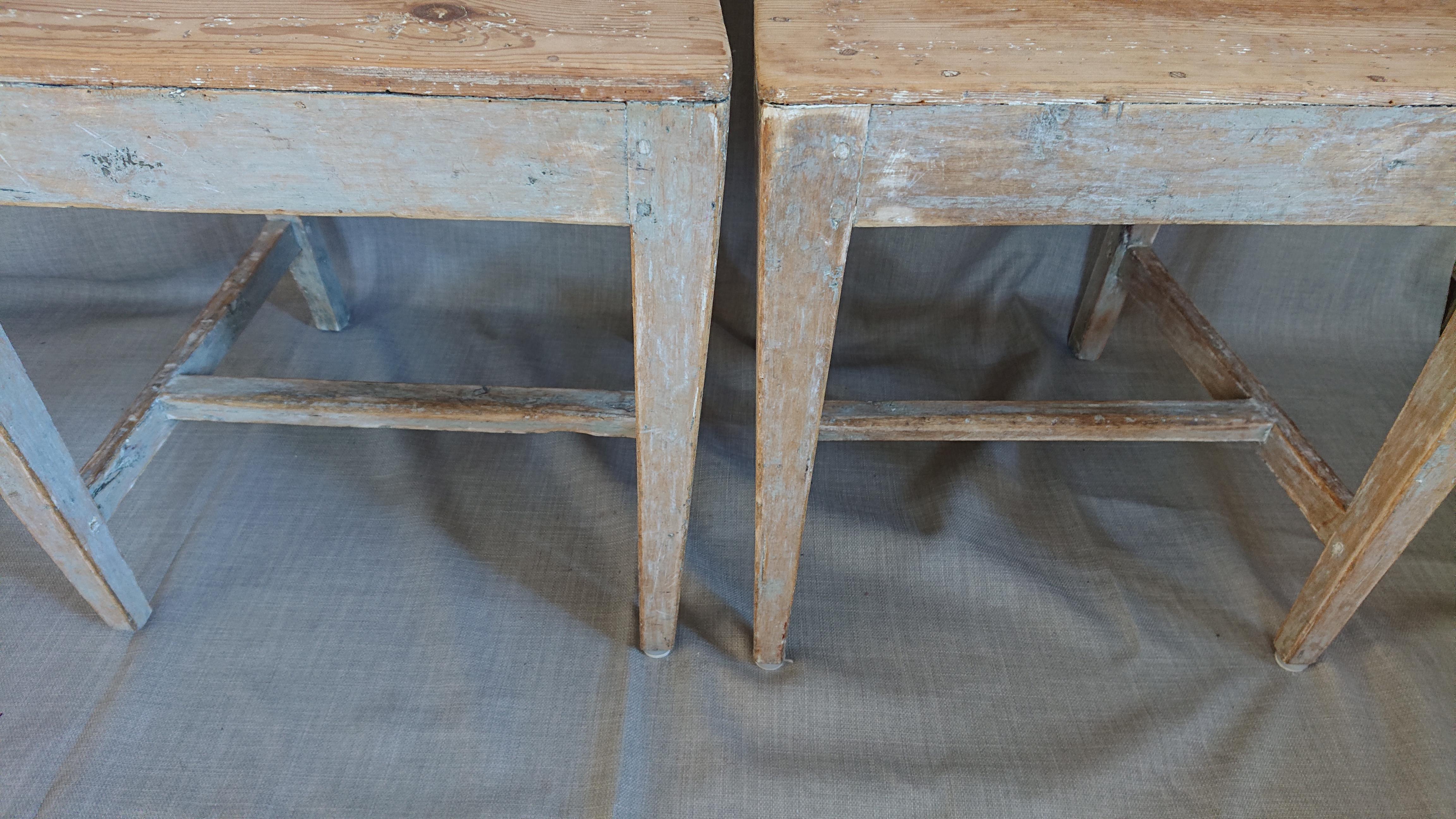 19th Century Swedish Gustavian Chairs with Original Paint In Good Condition In Boden, SE