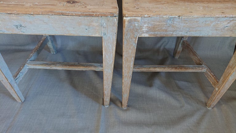 19th Century Swedish Gustavian Chairs with Original Paint In Good Condition For Sale In Boden, SE
